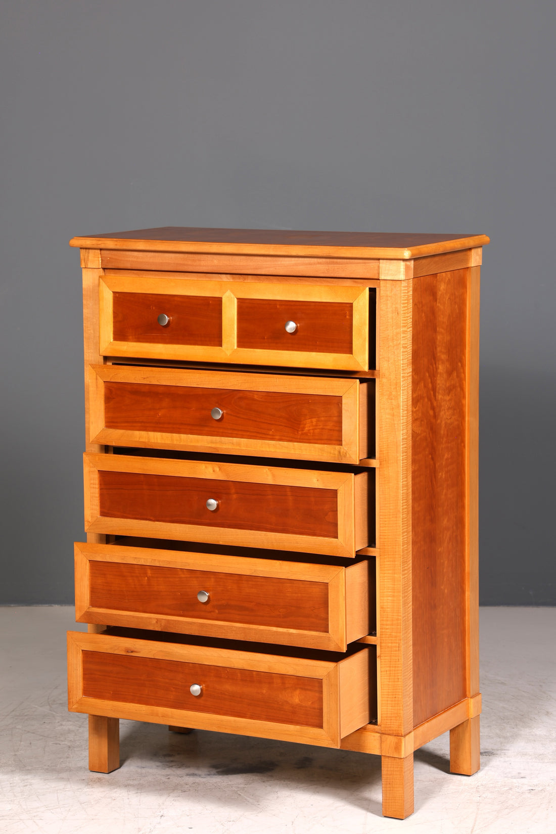 Stilvolles Vertiko der Marke Drexel Heritage Kommode USA Antik Stil Schubladenkommode Chiffoniere 1 von 2