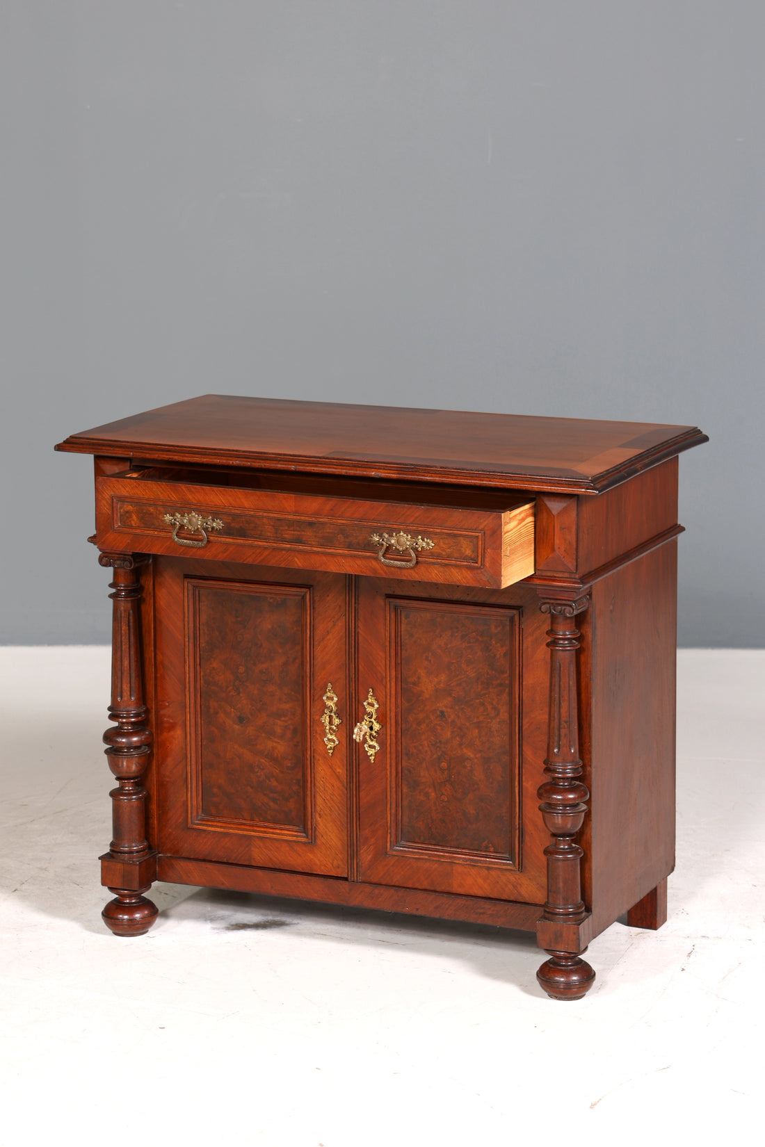 Traumhafte Gründerzeit Kommode Jugendstil Schrank Antik Sideboard Anrichte