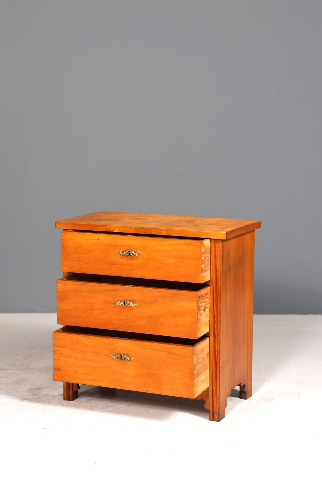 Traumhafte Jugendstil Kommode Antik Schubladenkommode echt Holz Flurkommode
