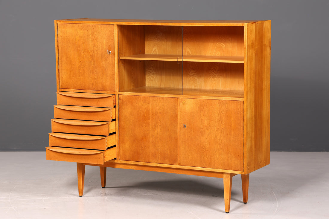 G739 Finish Traumhafter Mid Century Highboard Retro Vitrine 60er Jahre Schrank Kommode (Kopie)