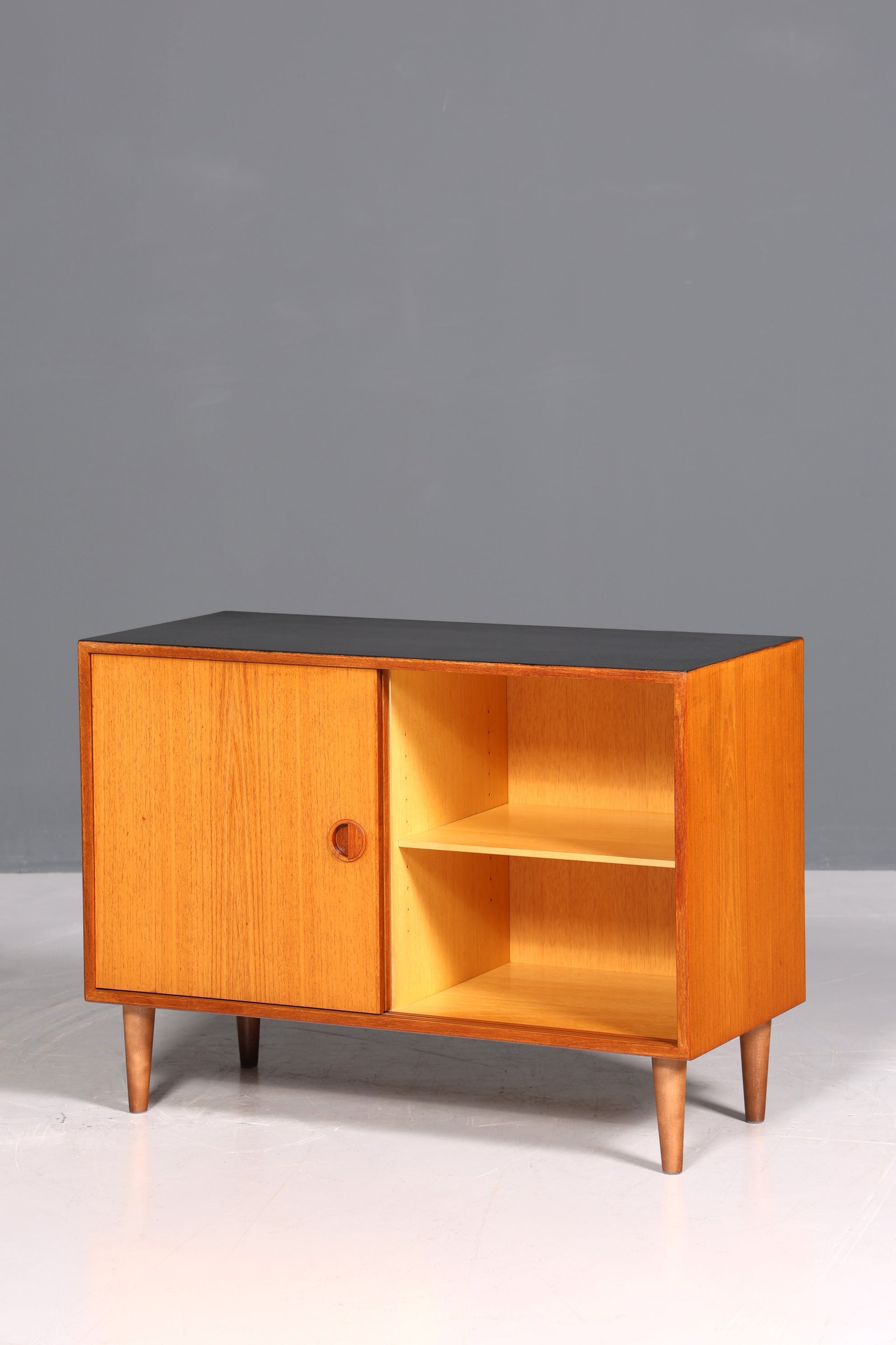 Traumhafter Mid Century Schrank Teak Holz Schiebetür Kommode Sideboard Flurschrank