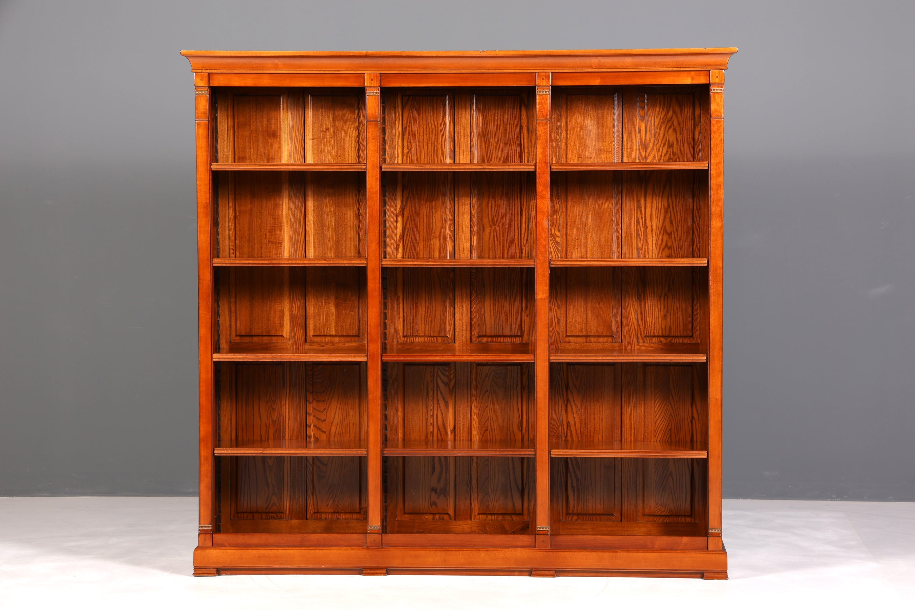 Wunderschönes Englisches Bücherregal Antik Regal Bookshelf Buchablage 60s