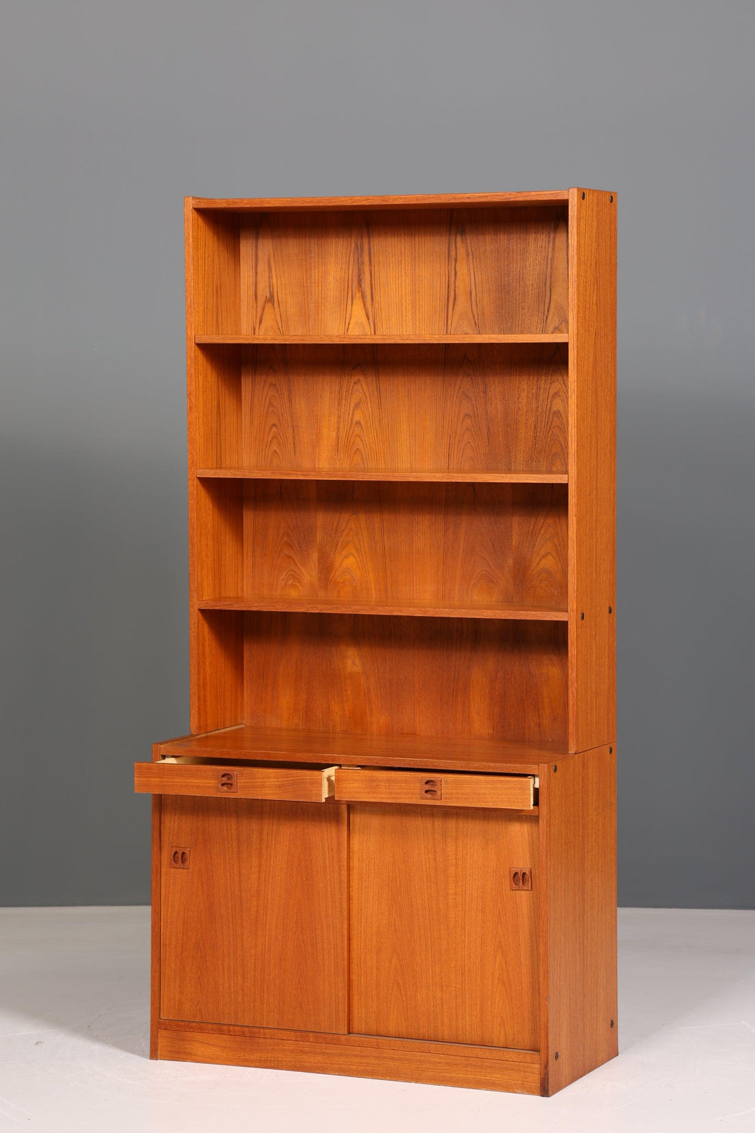 Wunderschönes Mid Century Regal Schiebetür Bücherregal Teak Holz Kommode 60er Jahre