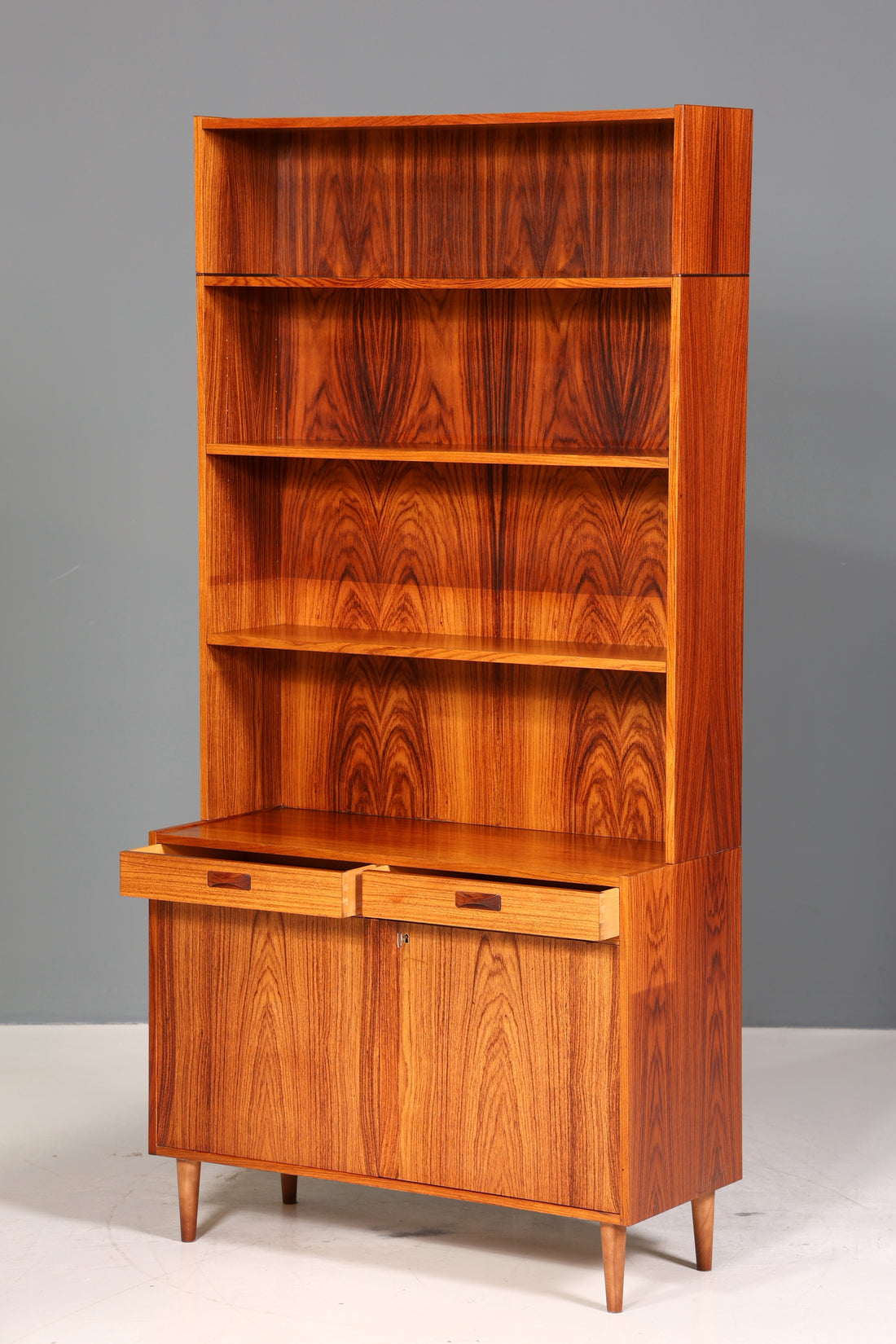 Traumhaftes Mid Century Regal echt Holz Schrank Danish Design Retro Kommode Vintage Bücherregal 60er Jahre 2 von 3