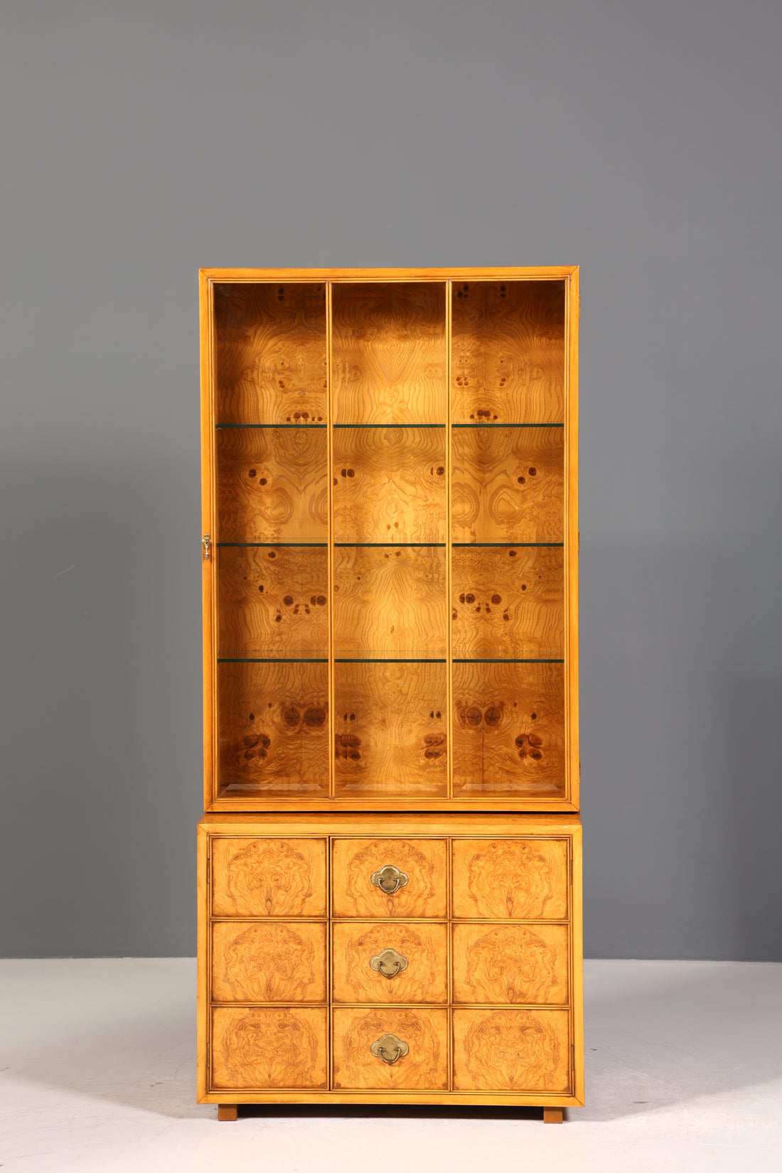 Traumhafte Original Art Deco Vitrine um 1930 Birke Schrank Regal Bücherregal Vitrinen Schrank Kommode
