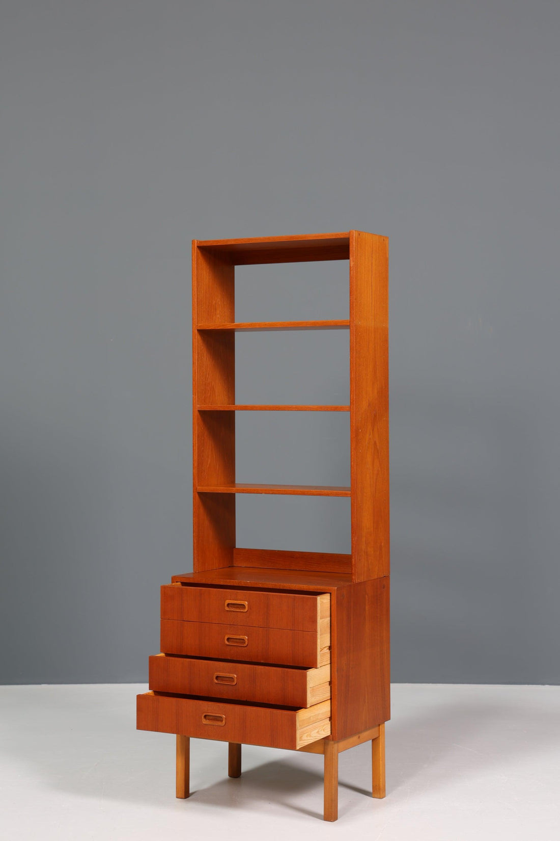 Wunderschönes Mid Century Regal &quot;Made in Denmark&quot; Teak Holz Bücherregal Schrank