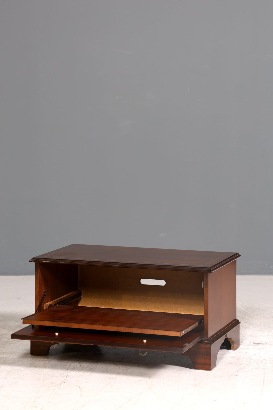 Wunderschöne Englische Kommode Holz Klapp Schrank Antik Sideboard Hifi Kommode