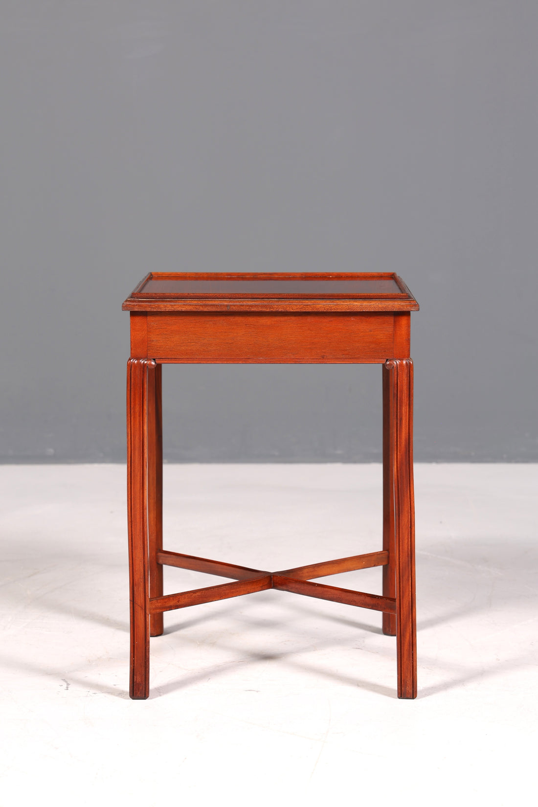 Traumhafter Englischer Tisch Beistelltisch Englisch Antik Stil Mahagoni Ablagetisch