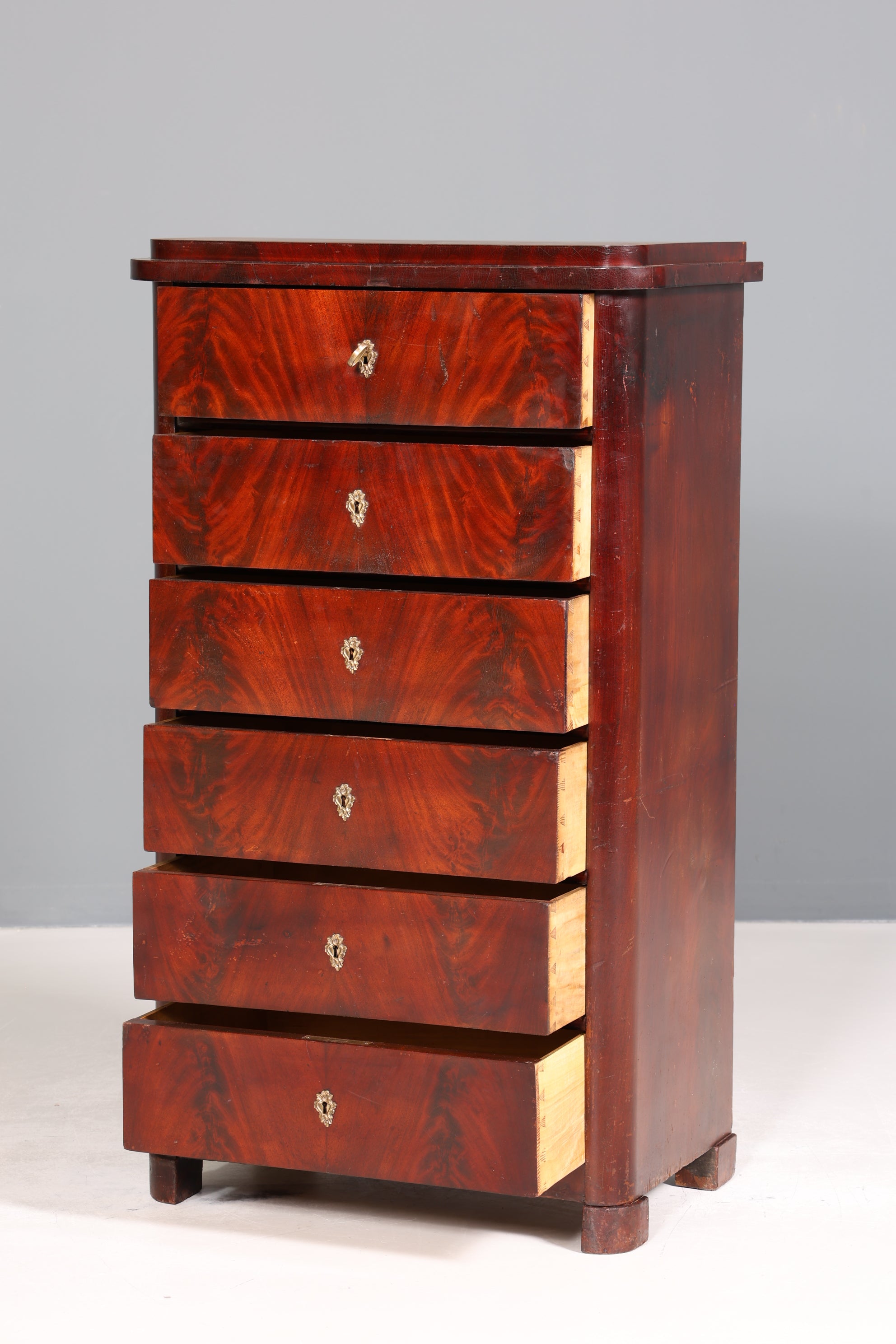 Wunderschöne Louis Philippe Chiffoniere um 1880 Gründerzeit Vertiko Schrank Semainier
