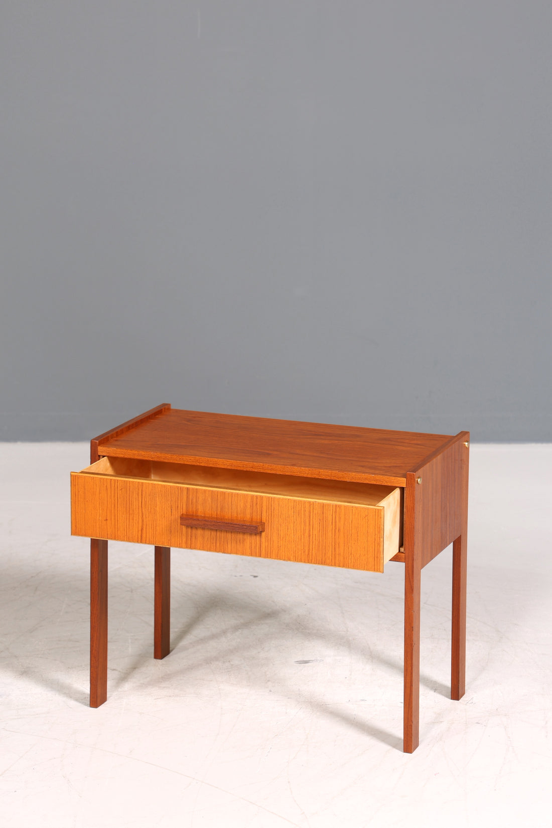 Wunderschöner Mid Century Beistelltisch Ablage Danish Design Teak Nachttisch 60s