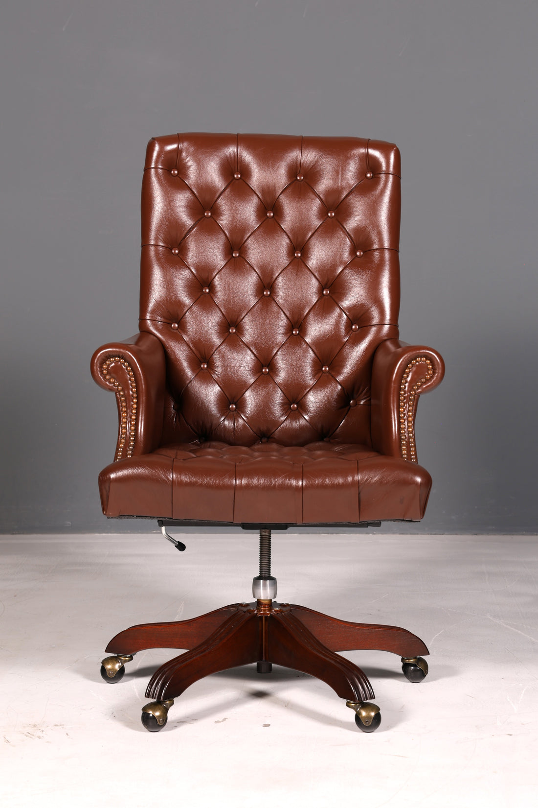 Elegant Chesterfield executive chair, office chair, genuine brown leather, swivel chair, desk chair, office armchair