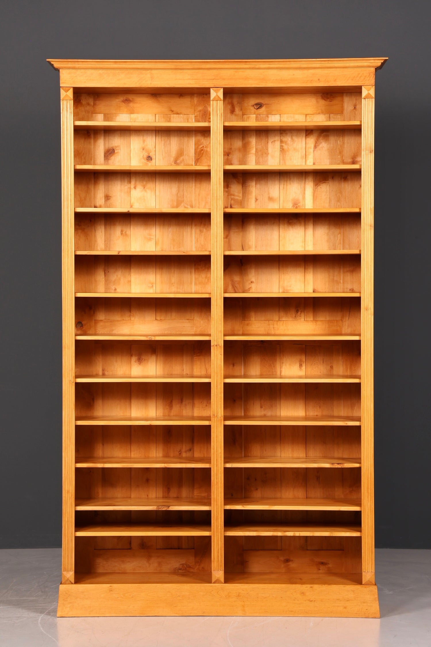 Wunderschönes XXL Bücherregal im Gründerzeit Stil Regal Massiv Holz Buchablage Landhausstil Bookshelf