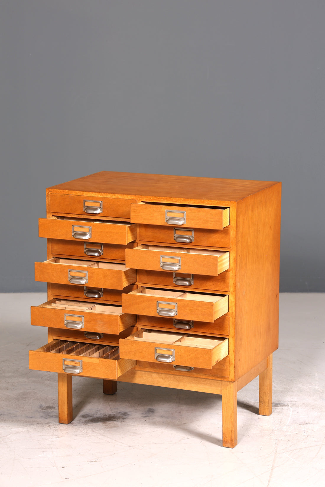 E895 Finish Wunderschöne Mid Century Kommode Vintage Bauhaus Apotheker Schrank Retro Schubladenkommode