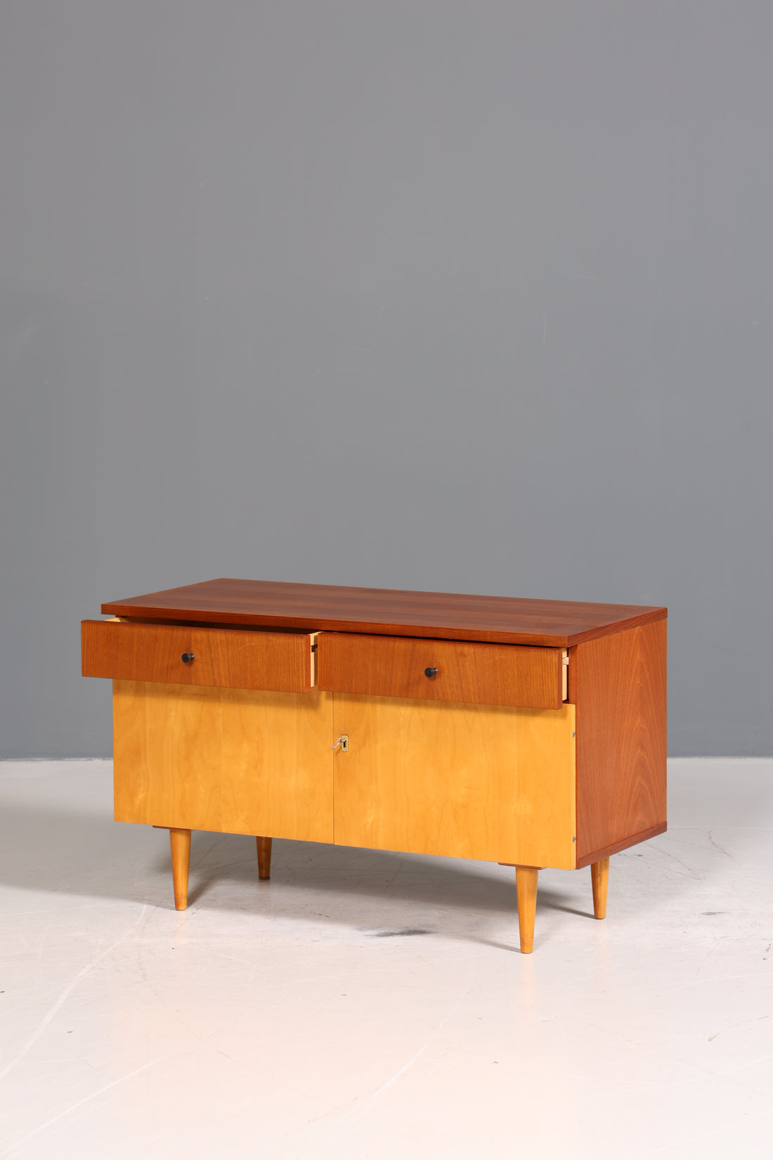 Wunderschöne Mid Century Kommode Vintage Flur Kommode 60s Retro Schrank 1 von 2