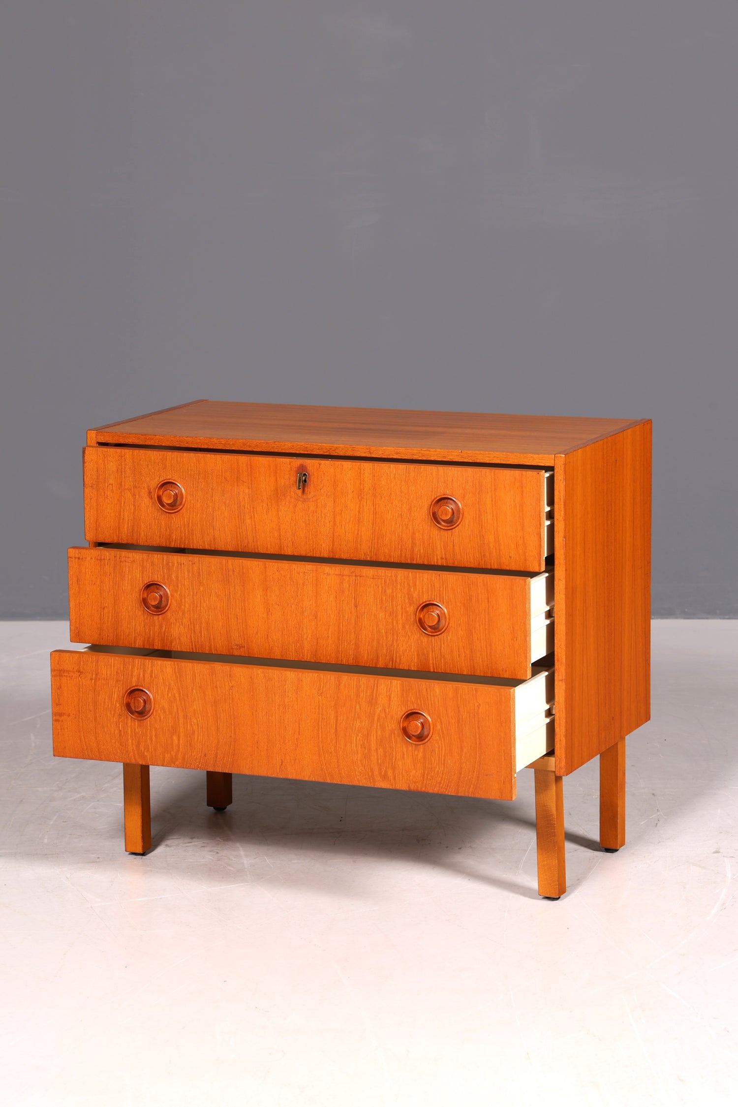 G371 Finish Wunderschöne Mid Century Kommode Teak Holz Sideboard Vintage Schubladen Kommode (Kopie)
