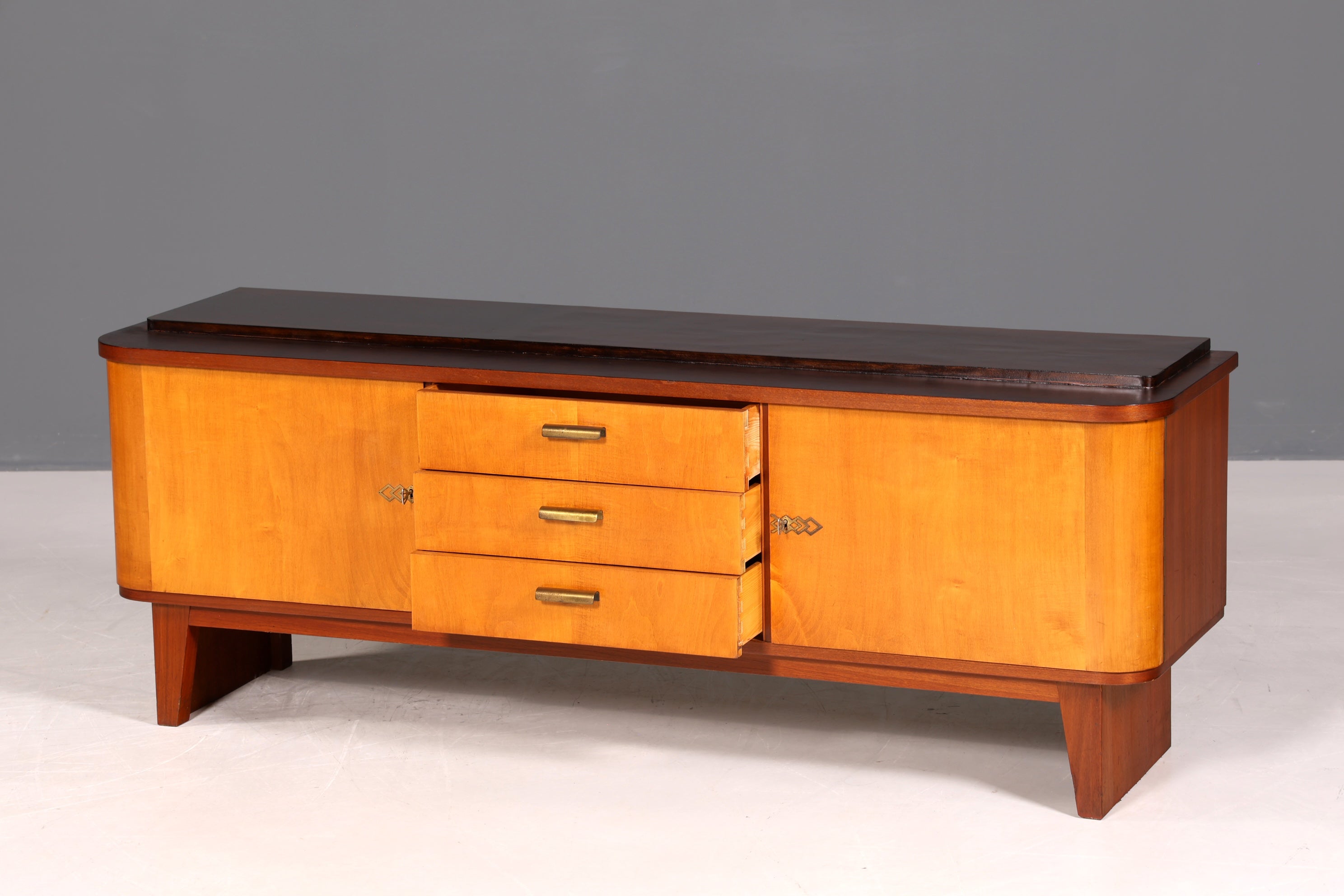 Schlichtes Mid Century Sideboard Vintage TV Kommode 60s Schrank Retro Longboard