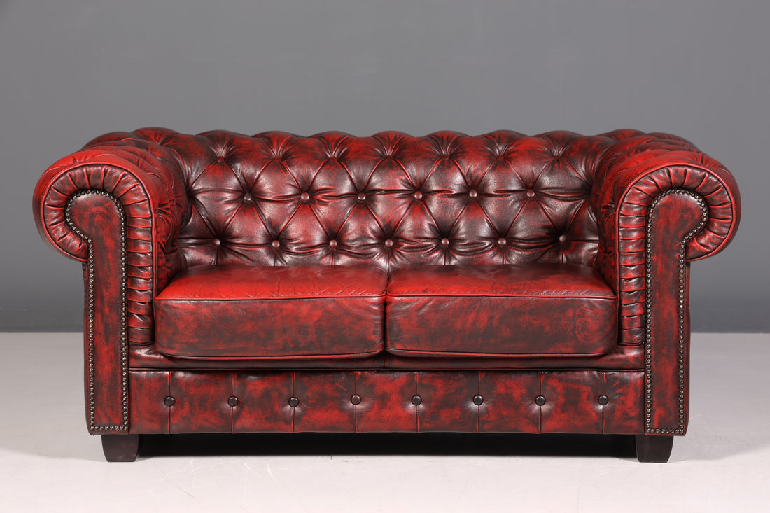Wunderschönes Original Chesterfield 2er Sofa Englisch Oxblood Leder 2- Sitzer Couch 2 von 2