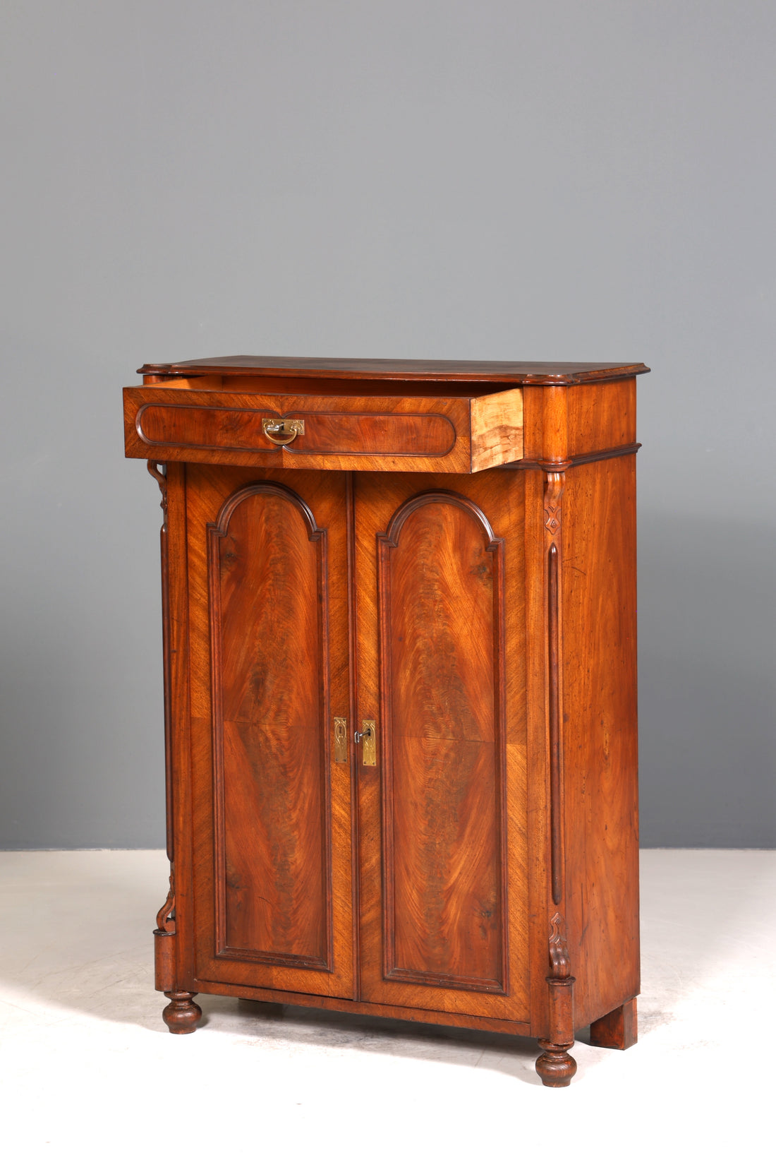 Traumhafter Louis Philippe Schrank um 1880 Gründerzeit Vertiko Highboard Schrank