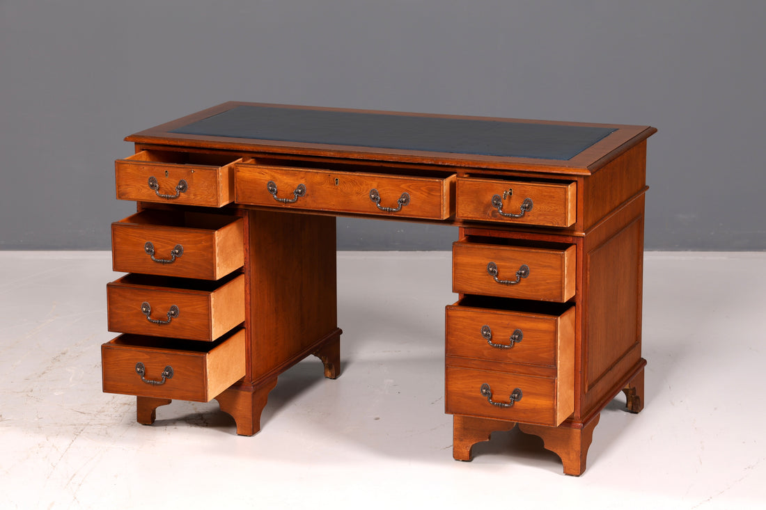 Wunderschöner Englischer Schreibtisch Kirschholz echt Lederauflage Bürotisch Office Desk Antik Vintage