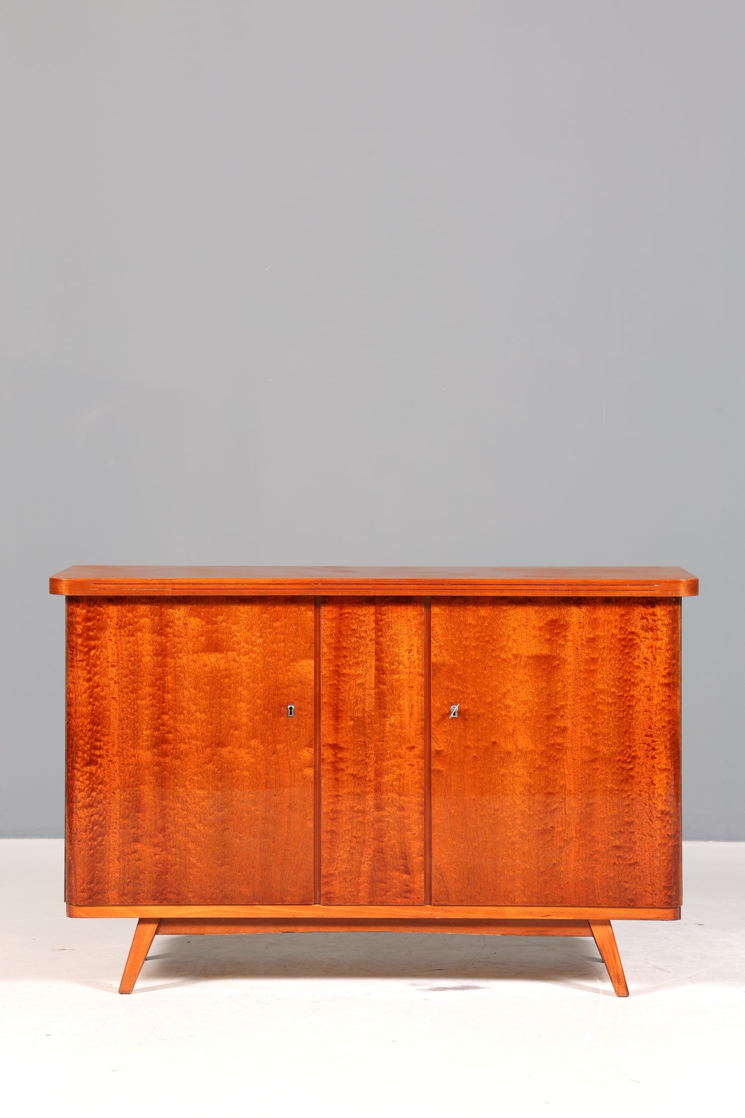 Wunderschöner Mid Century Schrank Vintage TV Schrank Retro Kommode 60s Sideboard