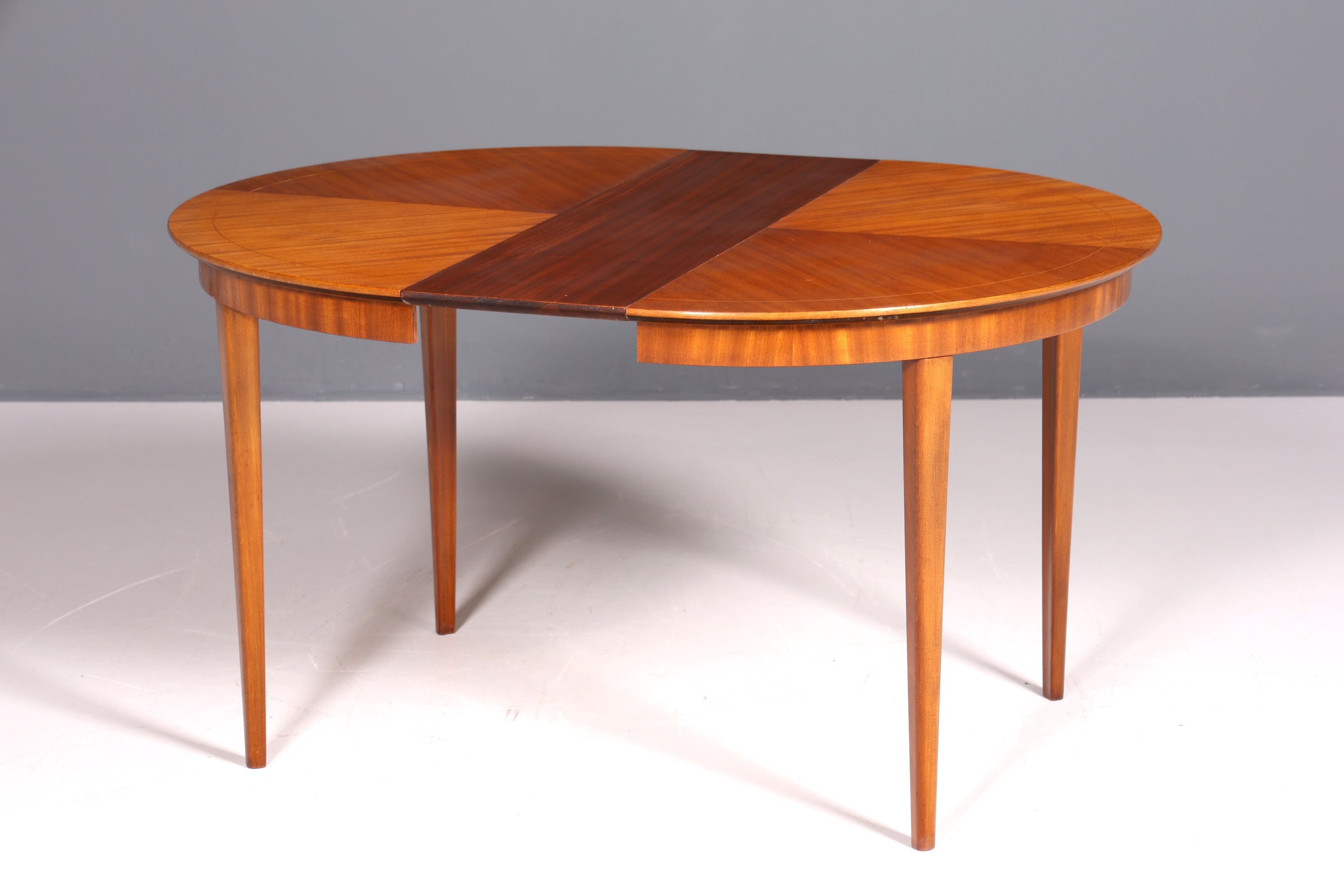 Stilvoller Mid Century Esstisch ausziehbarer Vintage Tisch Retro Küchentisch