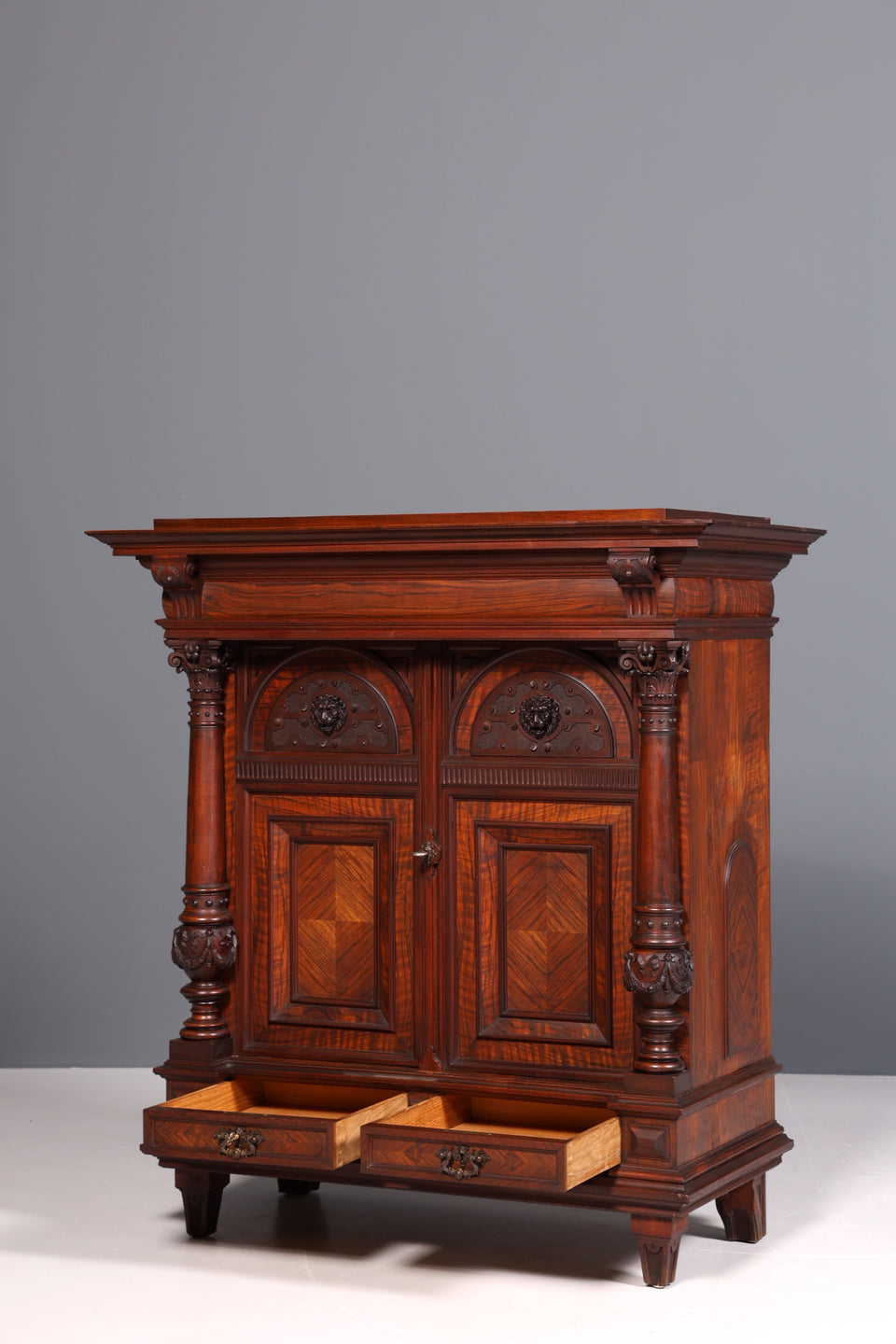 Edler Gründerzeit Schrank Louis Philippe Nussbaum Kommode um 1880
