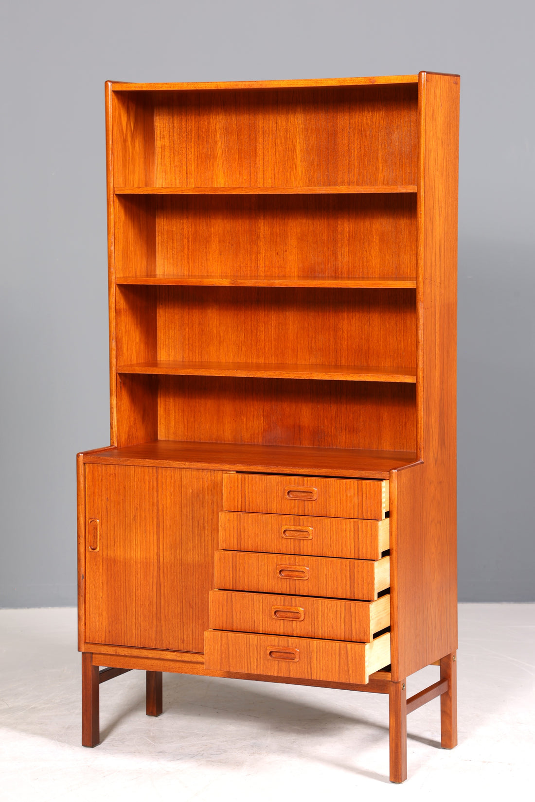 Traumhaftes Mid Century Regal Vintage Teak Holz Schrank Bücherregal Kommode