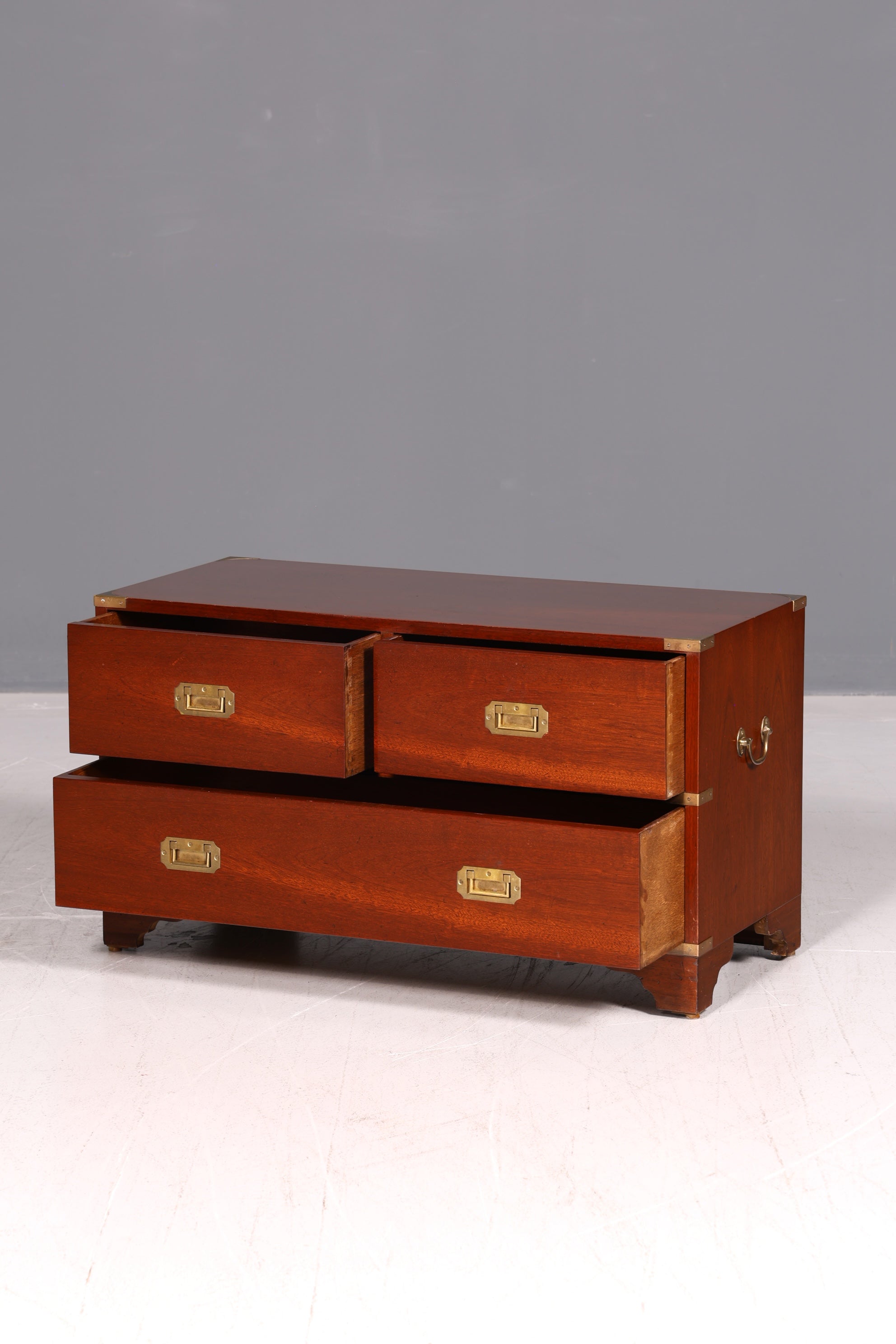 Wunderschöne Maritime Kommode Kemble Englisch Military Chest Schubladenkommode Wäschekommode 2 von 2