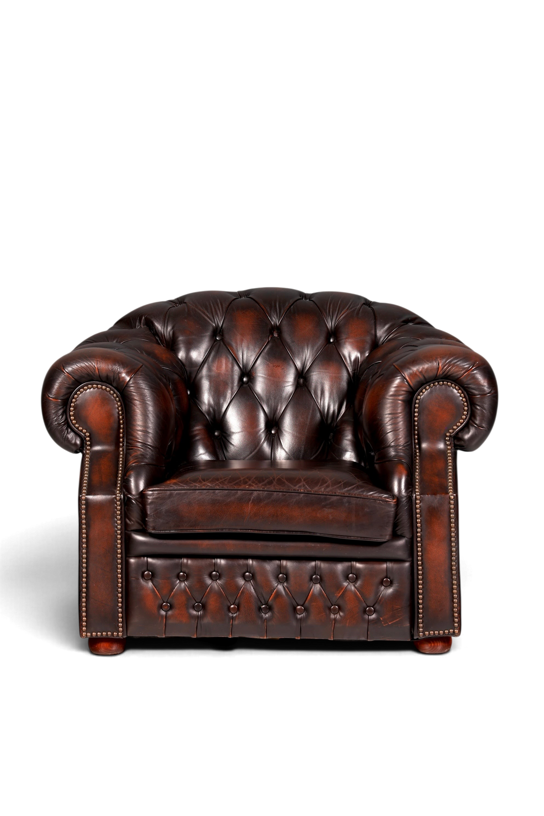 Hauptstadt Möblerei Chesterfield Centurion Sessel aus braunem Echtleder mit klassischer Knopfheftung und Armlehnen
