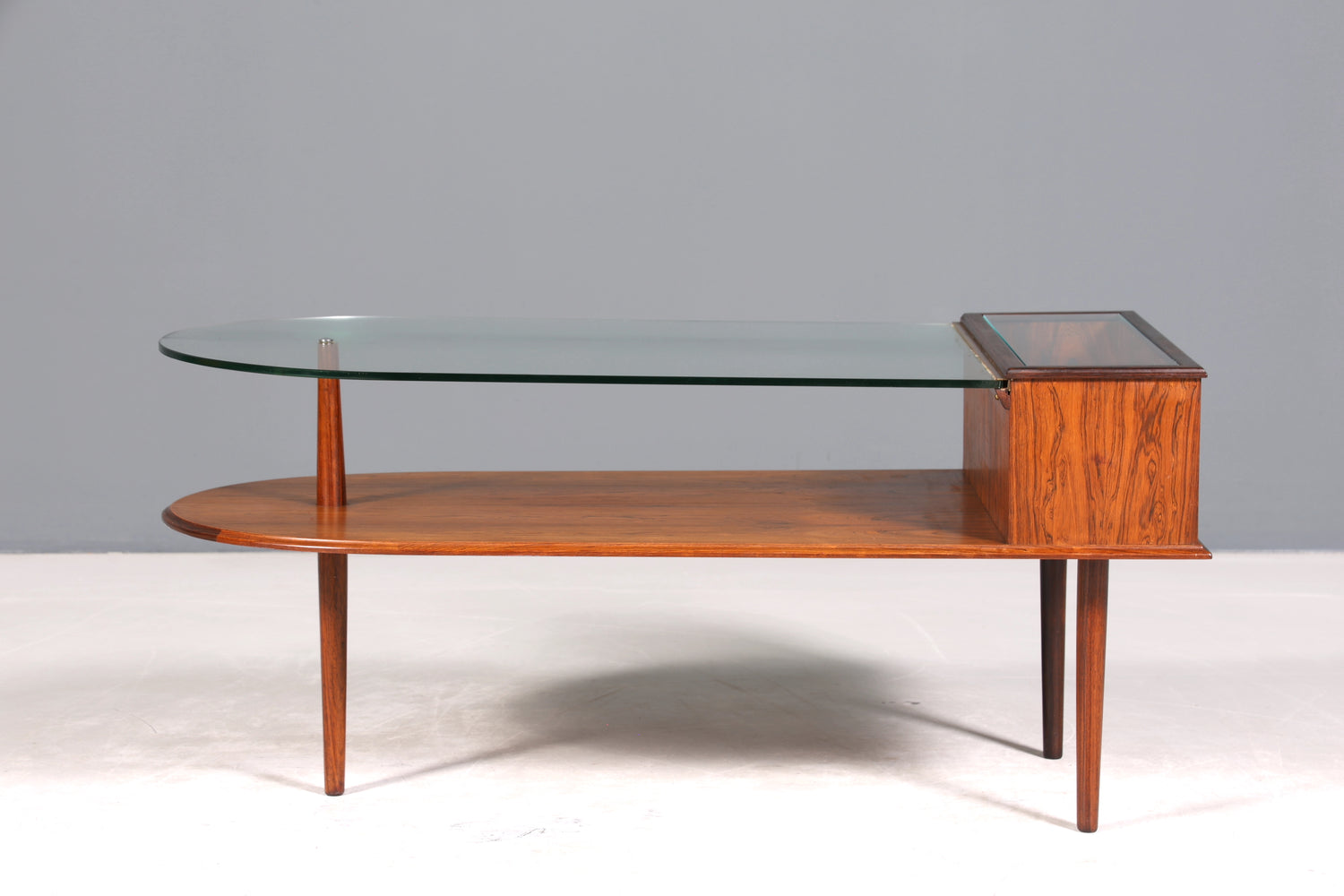 Wunderschöner Mid Century Couchtisch designed by Johannes Andersen Retro Ablagetisch Glastisch Made in Denmark Tisch