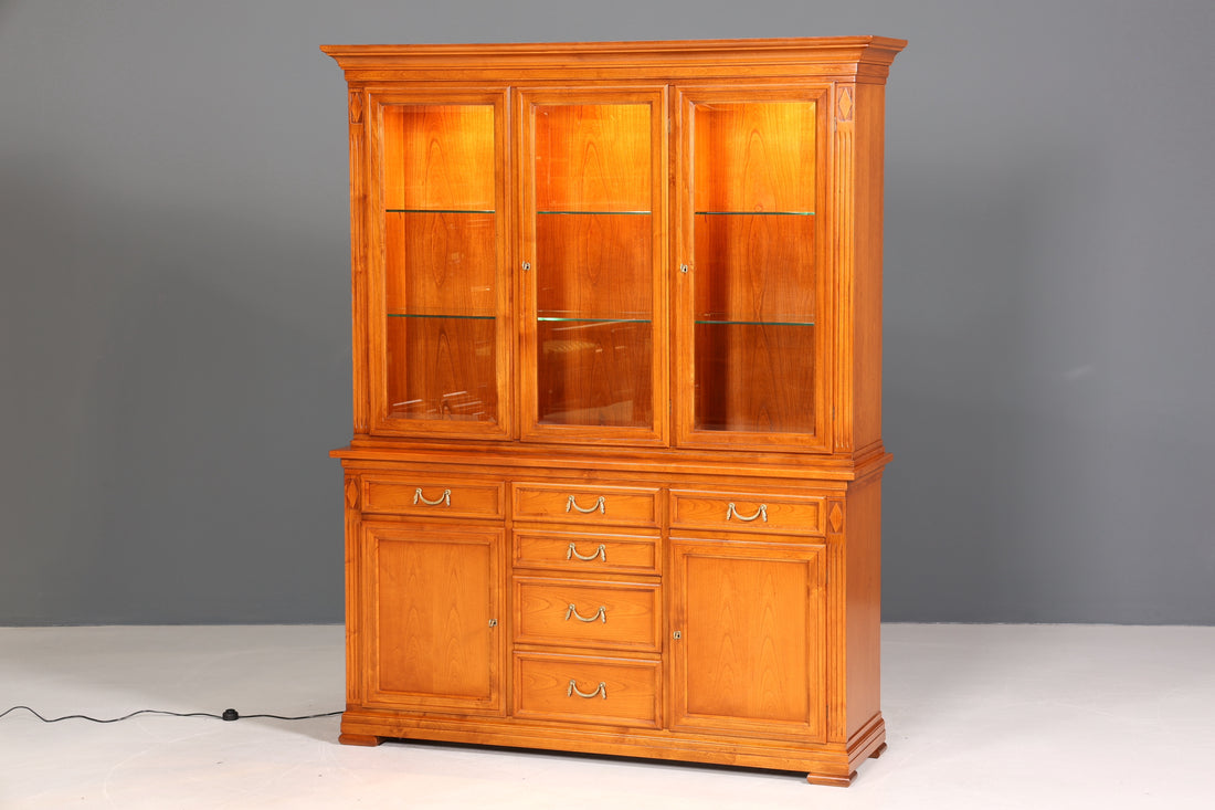 Wunderschöner Original Selva Vitrine Antik Stil massiv Holz Buffet Villa Borghese Schrank Bibliothek