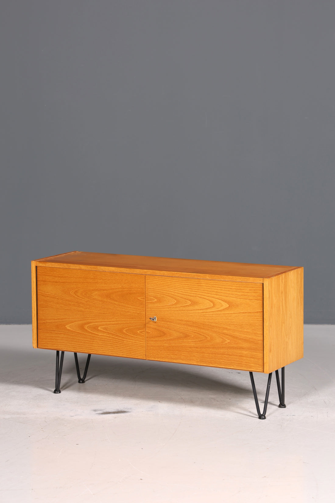 Stilvoller Original Hellerau Schrank Joachim Nebelung 430 Bauhaus Sideboard Retro Kommode 4 von 4