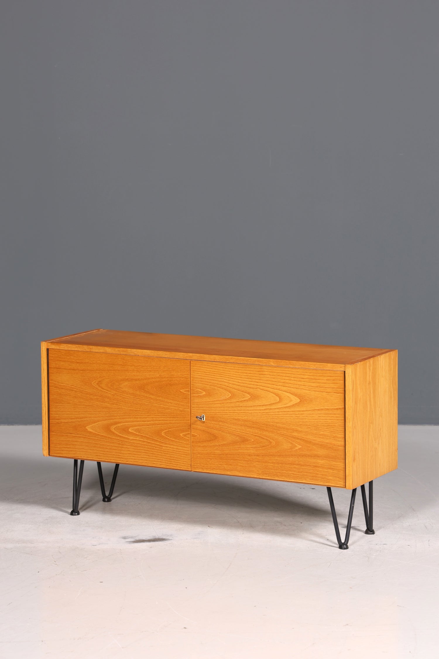 Stilvoller Original Hellerau Schrank Joachim Nebelung 430 Bauhaus Sideboard Retro Kommode 4 von 4