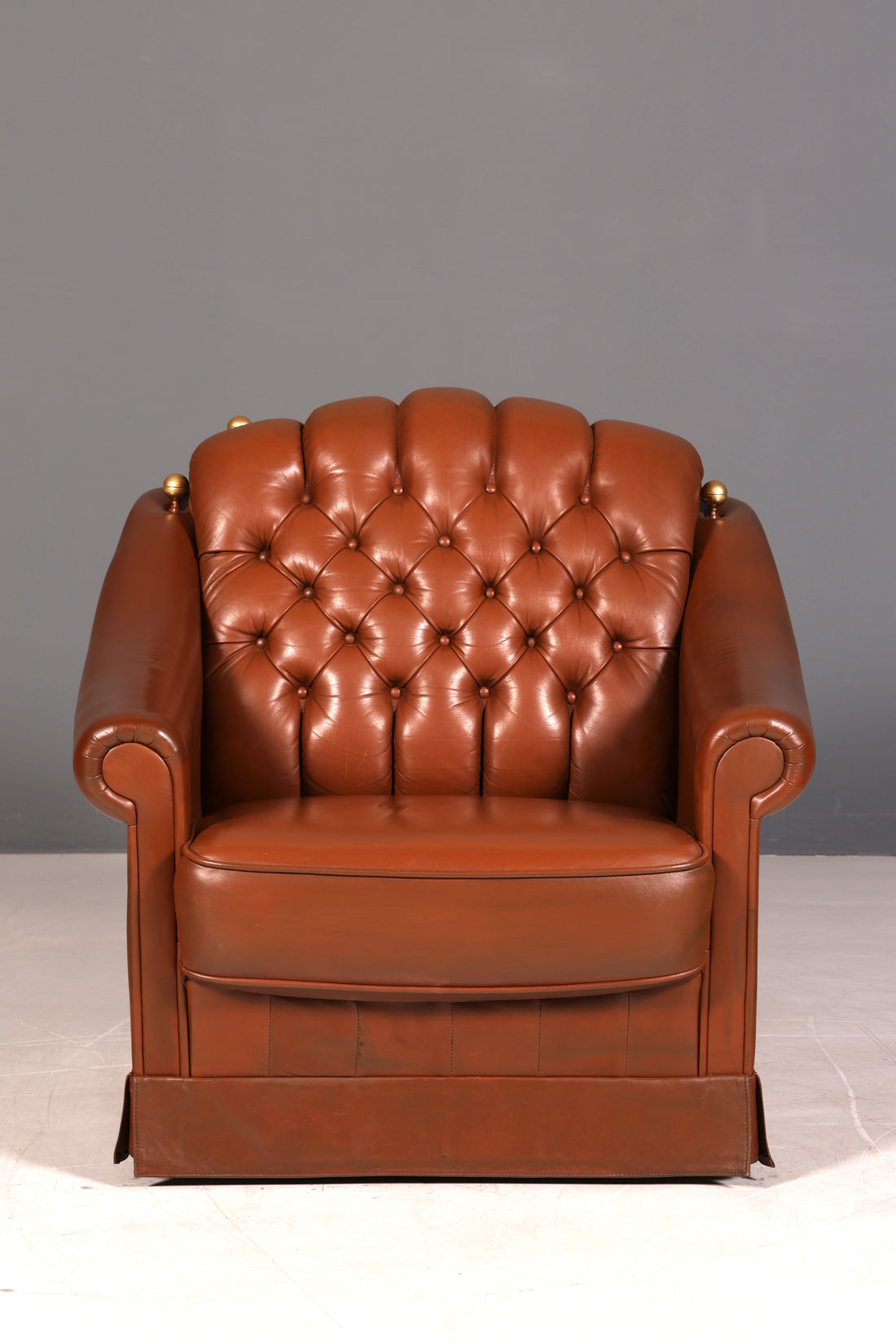 Stilvoller Original Chesterfield Sessel Englischer Armlehnsessel Englisch Herrensessel 1 von 2
