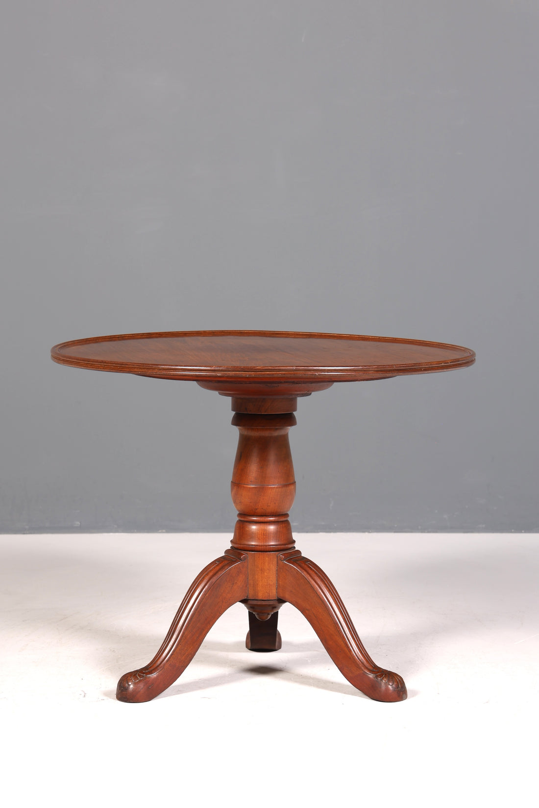 Wunderschöner runder Englischer Tisch Esstisch Antik Stil 60s Mahagoni Esszimmer Tisch Küchentisch