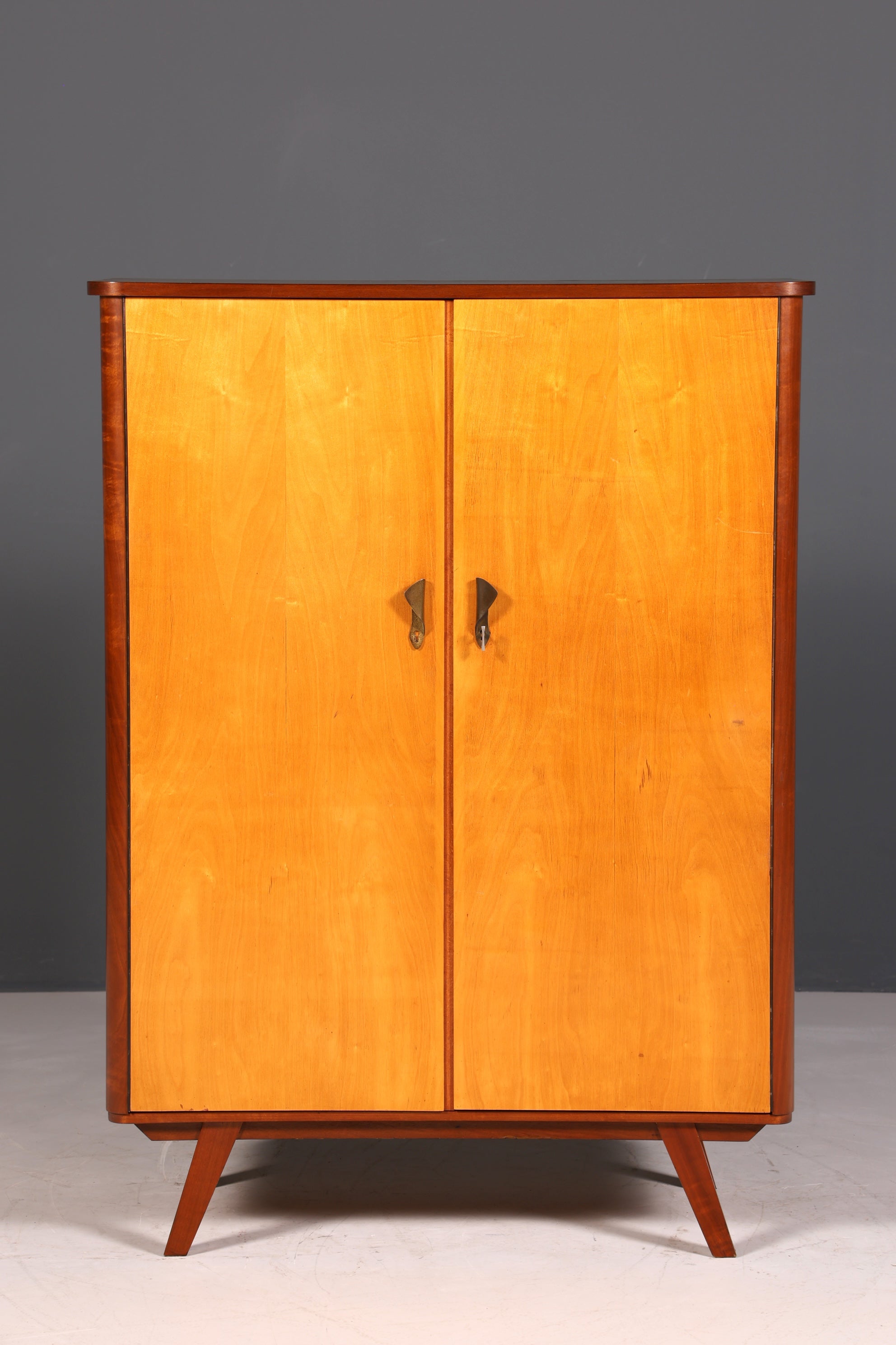 Traumhafter Mid Century Schrank 60er Jahre Wäscheschrank Aktenschrank Kommode