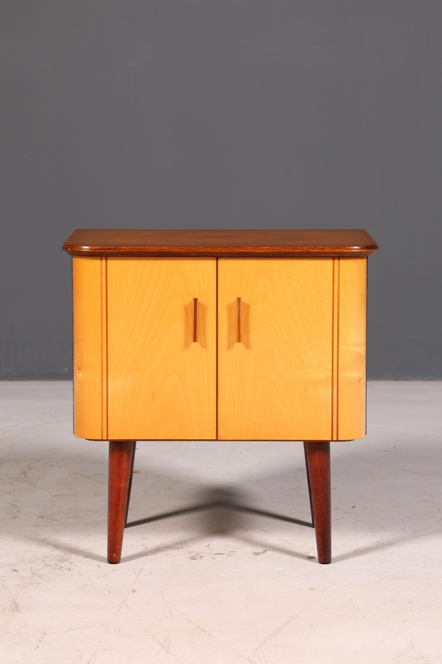 Beautiful mid-century chest of drawers, vintage bedside table, 1960s side cabinet, retro, real wood