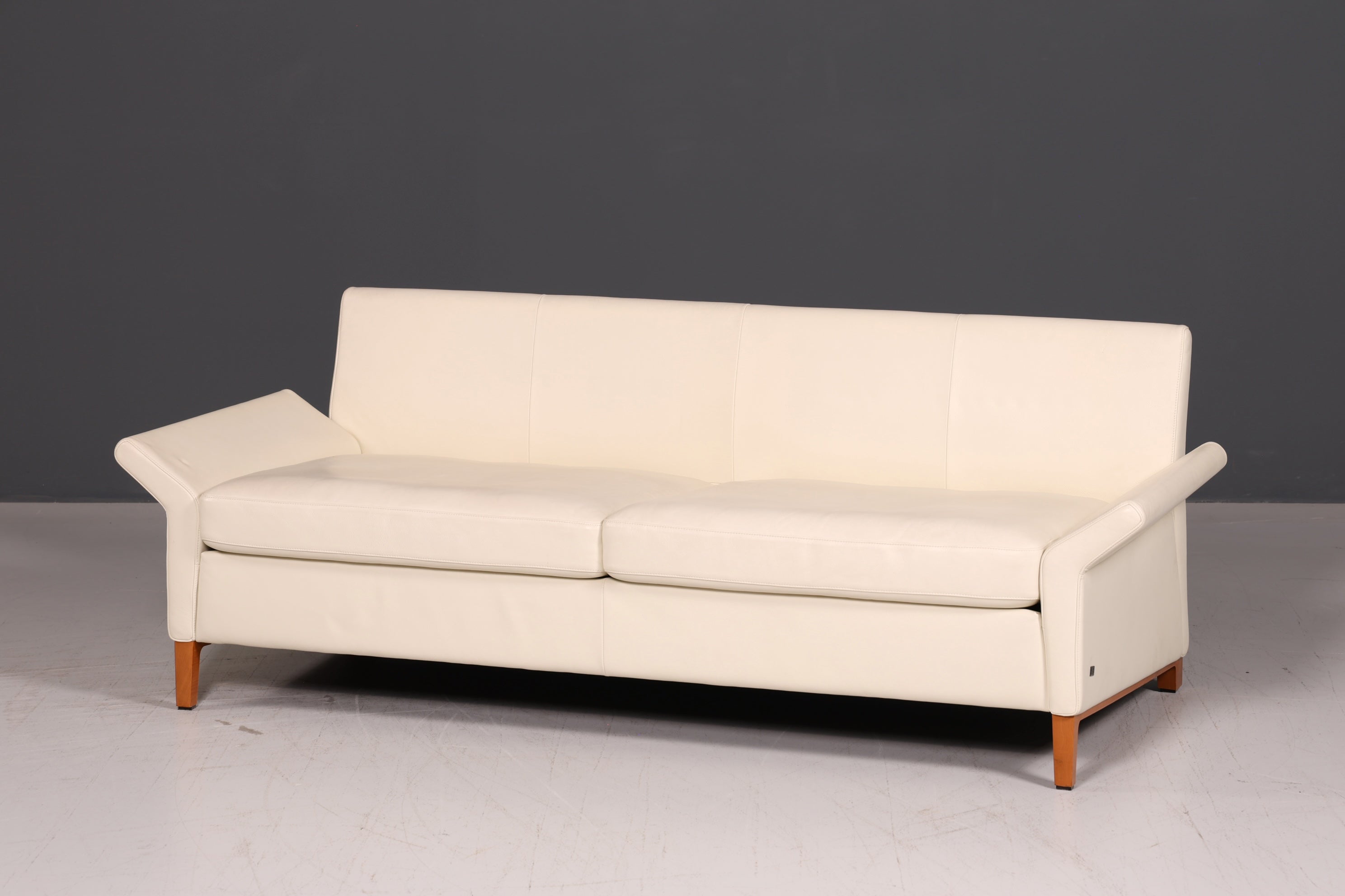 Wunderschönes Original Rolf Benz Sofa Modell 3300 Creme Echtleder 2-Sitzer Couch Designer Ledersofa