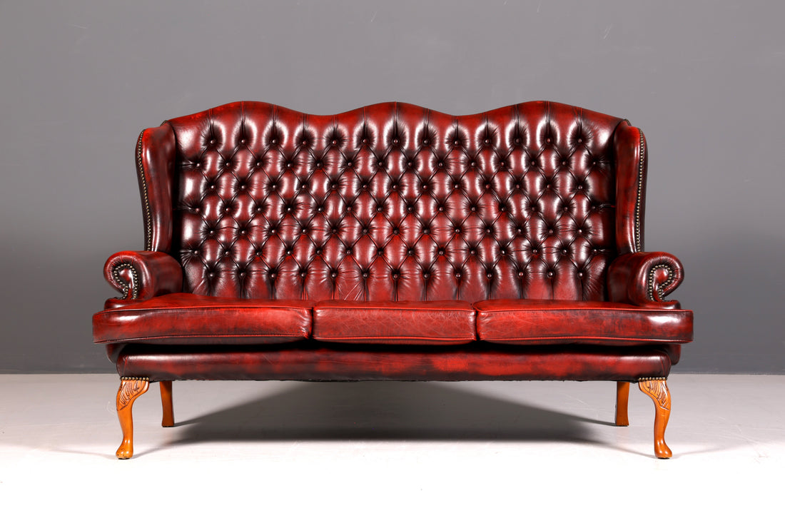 Beautiful Original Chesterfield Queen Anne Sofa 3-Seater English Leather Couch Upholstered Sofa Antique England