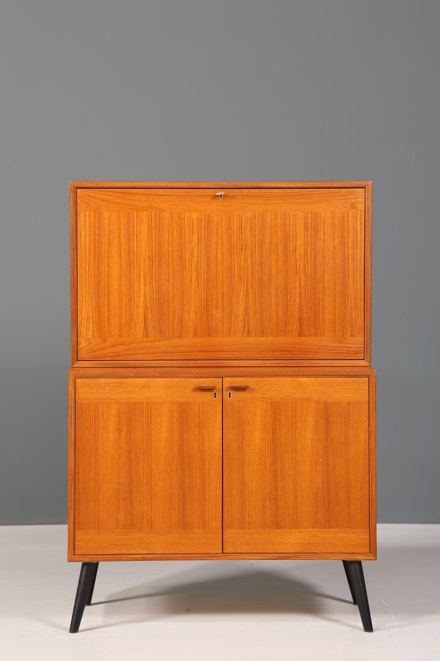 Schlichter Mid Century Schrank Sekretär Bücherregal Retro Highboard Vintage Regal 60s