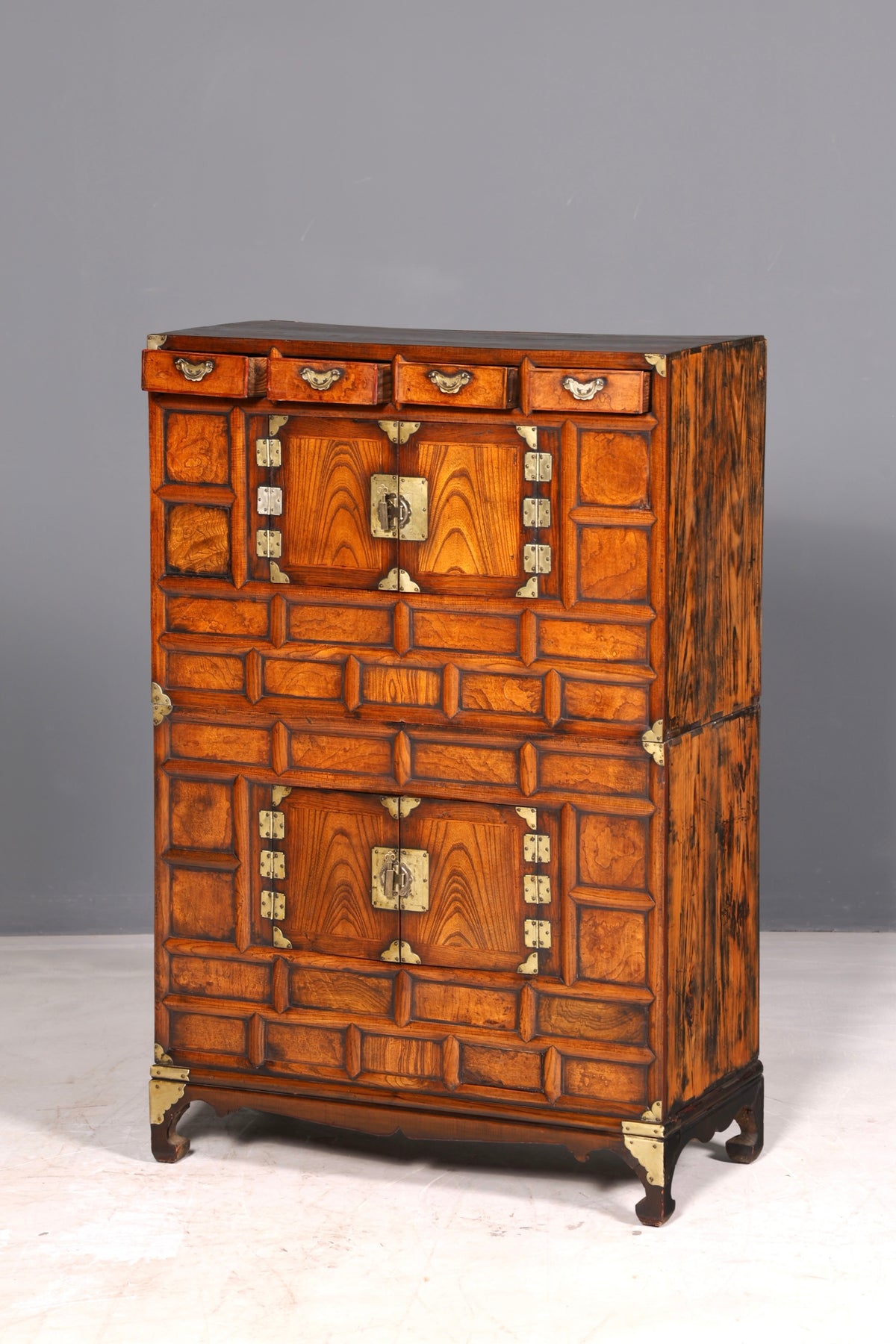 Beautiful Asian cabinet, antique chest of drawers, solid wood, genuine brass, vertiko