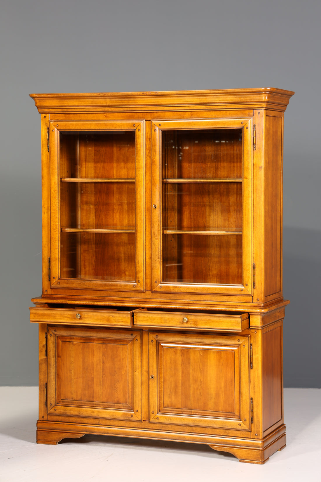 ENG06 | E013 Traumhafte Original Selva Vitrine Antik Stil massiv Holz Buffet Villa Borghese Schrank Bibliothek