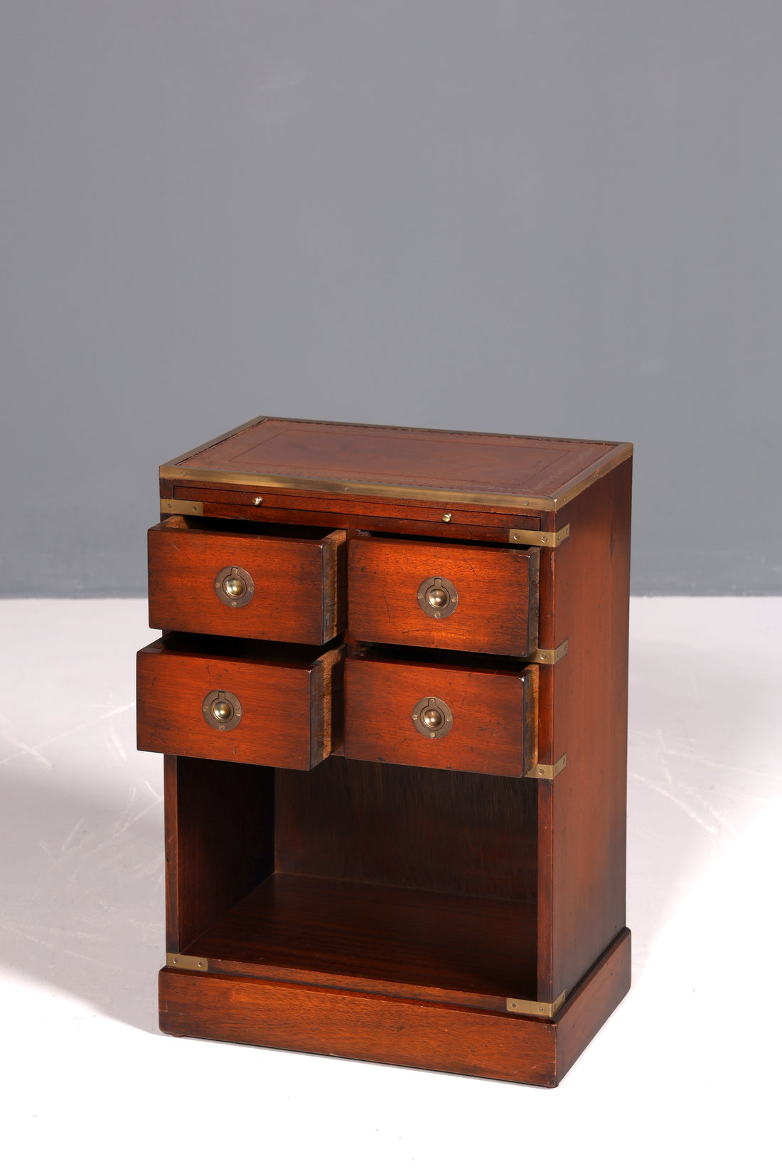 Traumhafte Maritime Kommode Englischer Schiffs Nachttisch Englisch Antik Ablagetisch 2 von 2