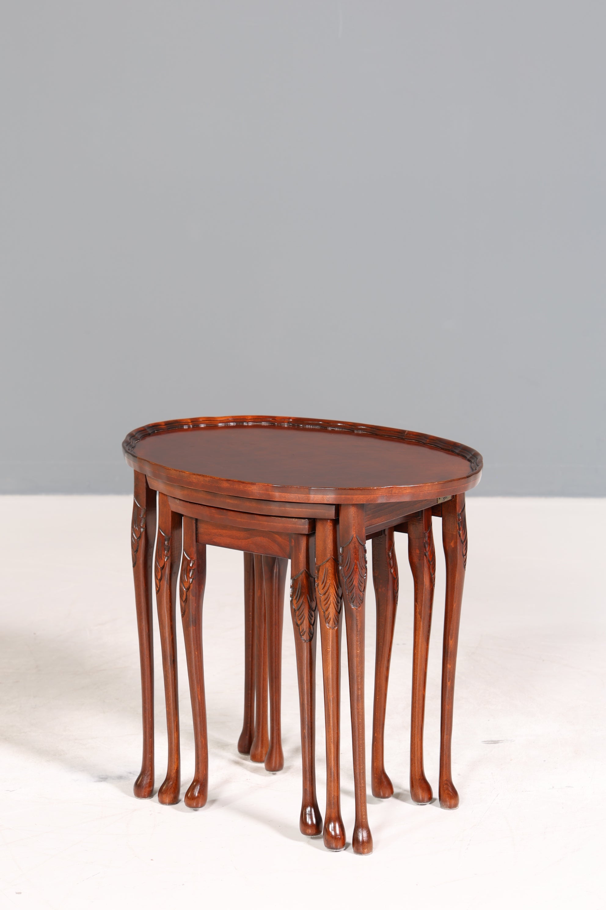 Filigranes Englisches Tisch Set Couchtisch Englisch Antik Stil 3er Satz Ablagetisch Holz Beistelltisch