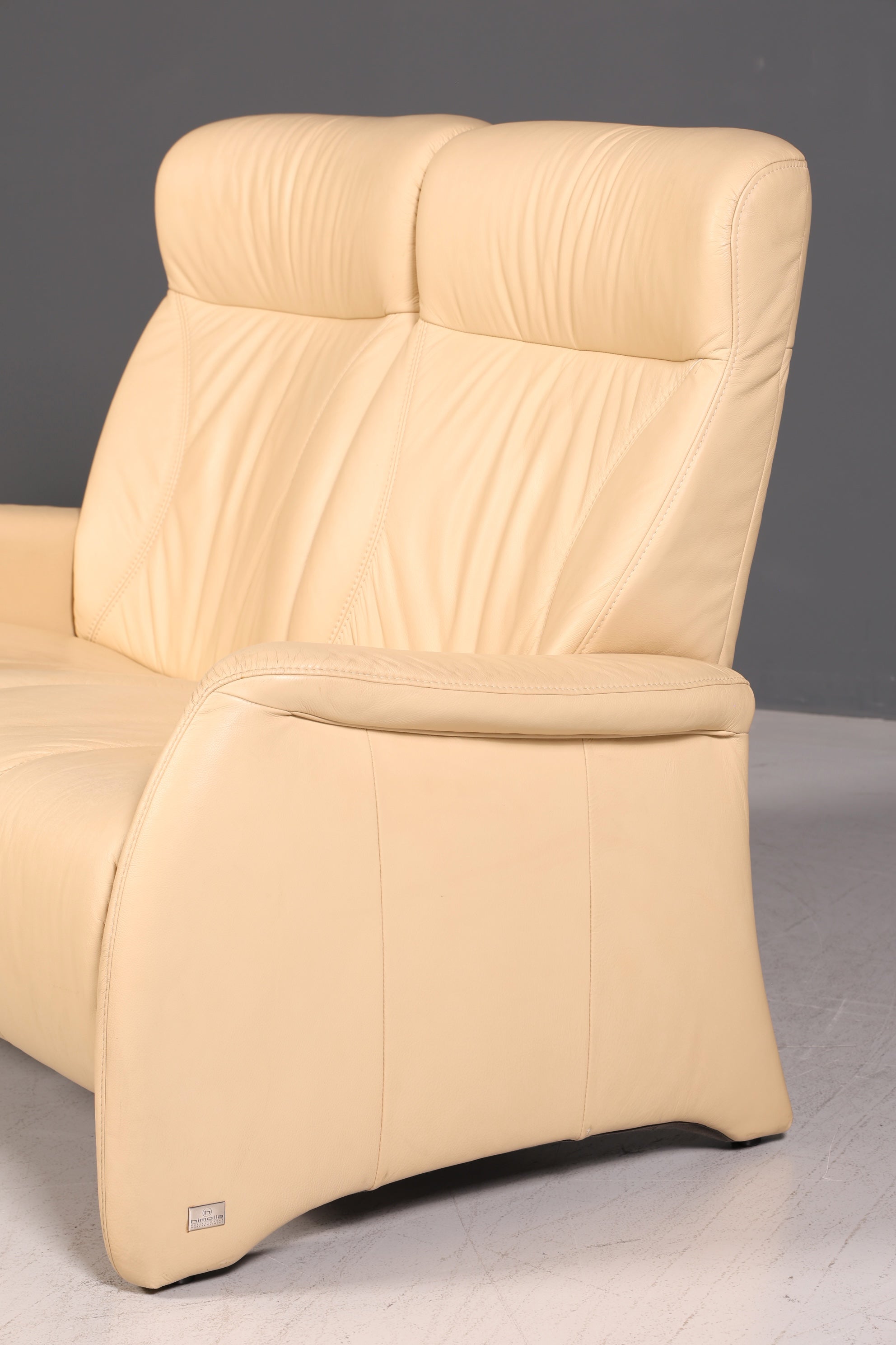 Edles Himolla Cumuly 2-Sitzer Ledersofa mit Hocker Echtleder Creme Relaxsofa Couch Sofa Vintage