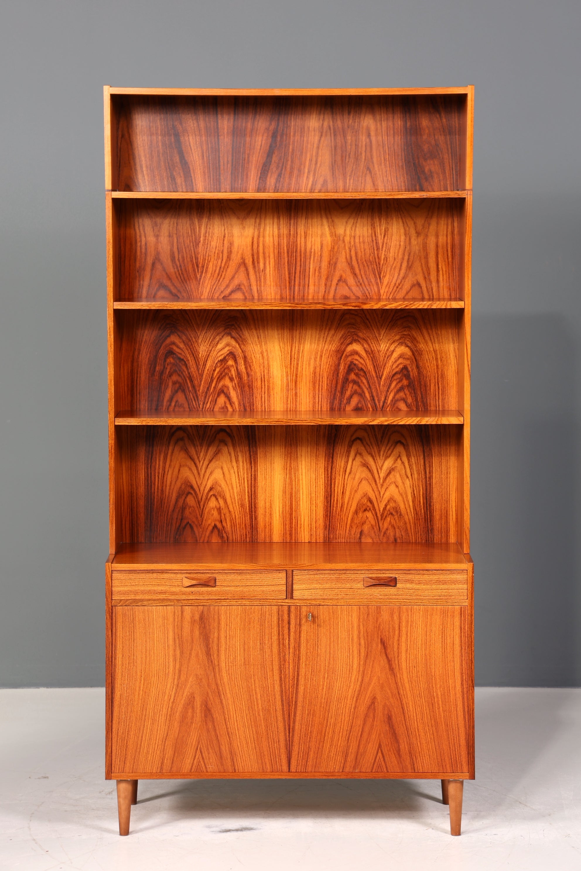 Traumhaftes Mid Century Regal echt Holz Schrank Danish Design Retro Kommode Vintage Bücherregal 60er Jahre 1 von 3