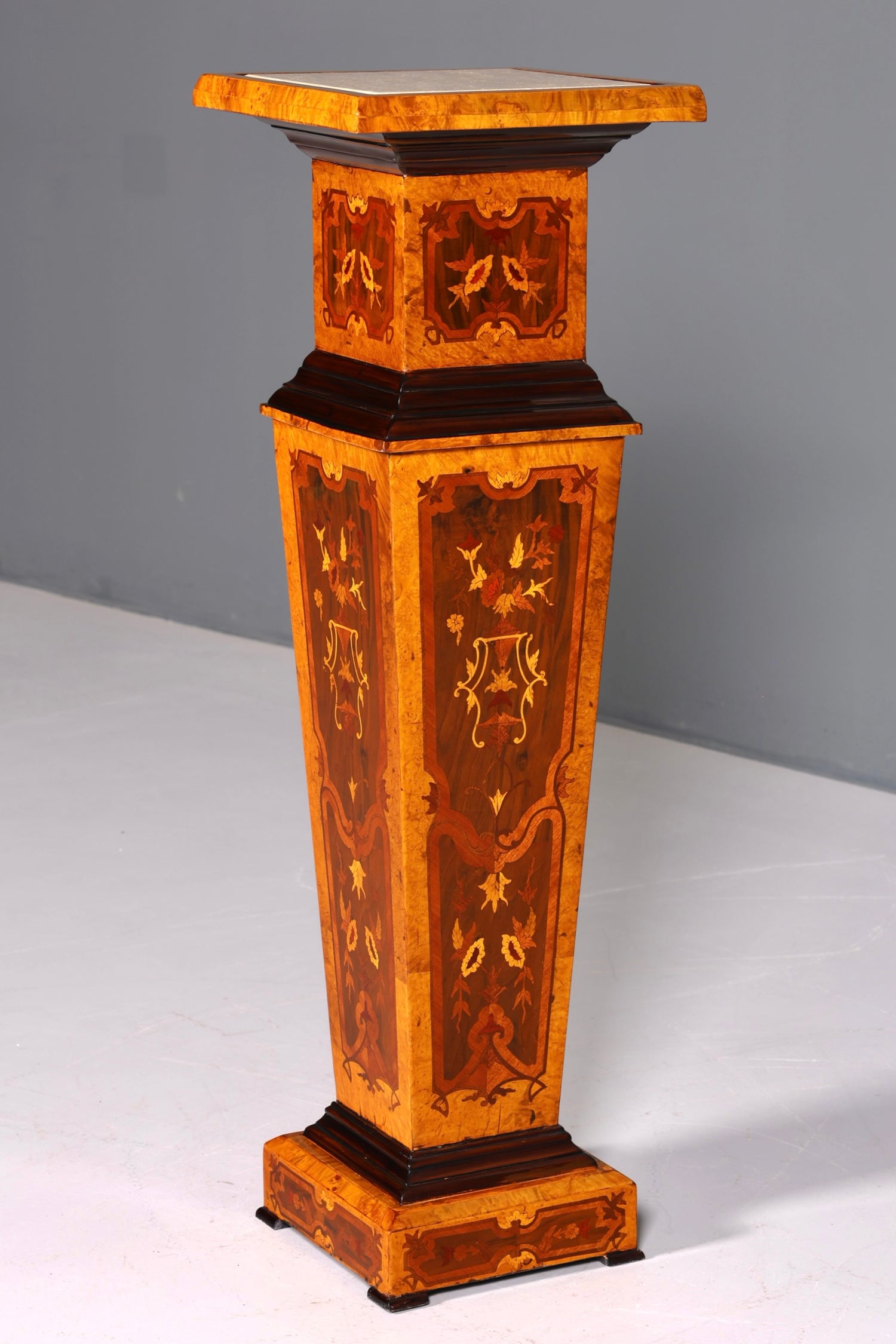 Traumhafte Barock Stil Säule Blumensäule Louis XV Naturstein Marmor Ablage Tisch