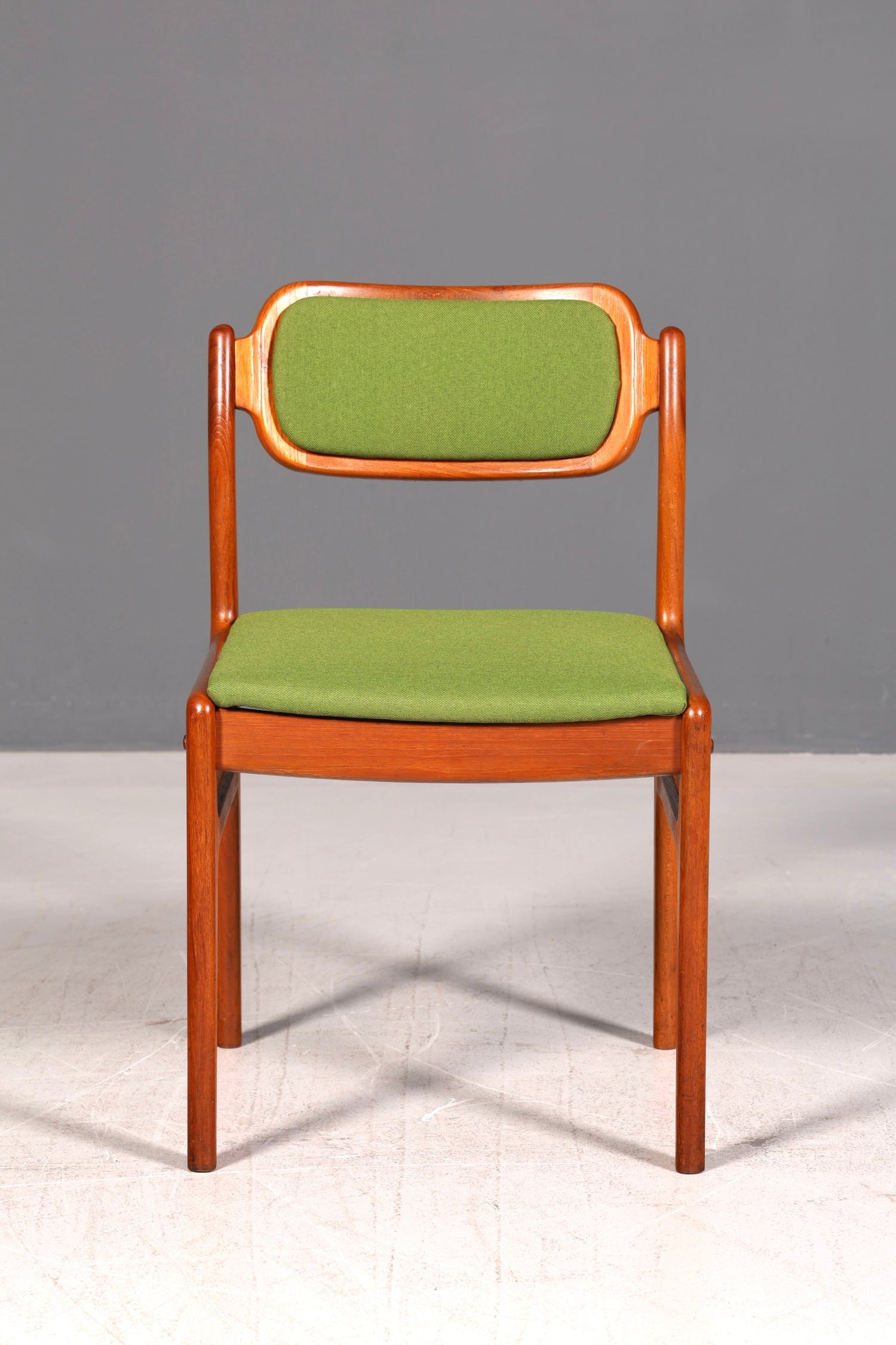 Edler Mid Century Stuhl der Marke Johannes Andersen für Uldum Teak Danish Design Sekretär Stuhl Esszimmerstuhl Küchenstuhl