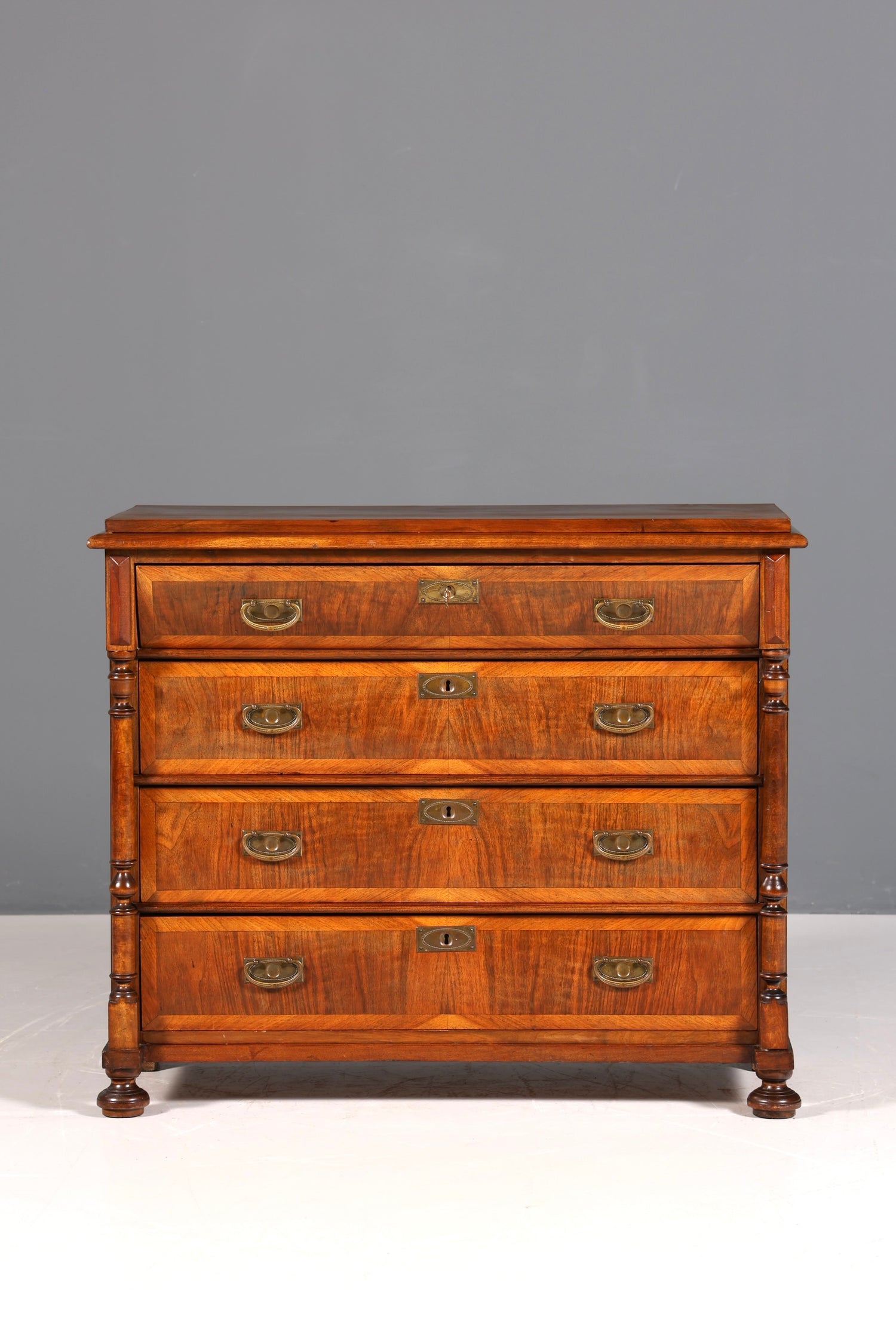 F855 Finish Wunderschöne Gründerzeit Kommode Louis Philippe Nussbaum Schubladen Kommode Sideboard um 1880