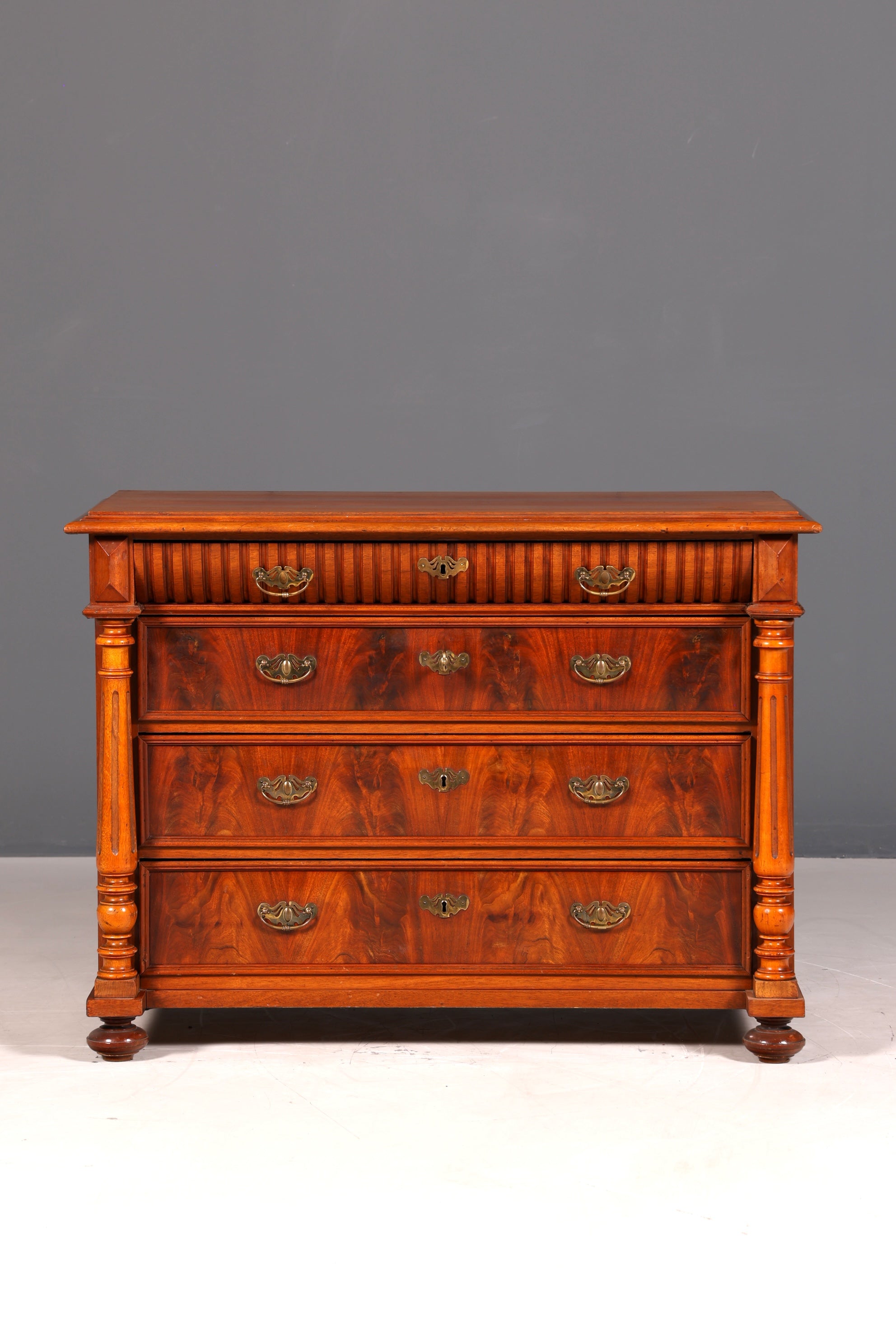 Edle Gründerzeit Kommode Jugendstil Antik Sideboard Schubladenkommode Wäschekommode